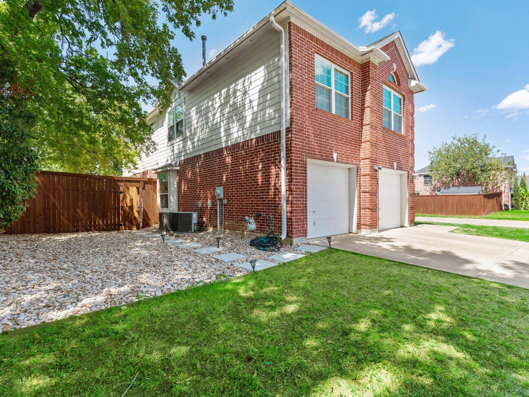 Grand Prairie, TX 75052,256 Brookhaven Drive