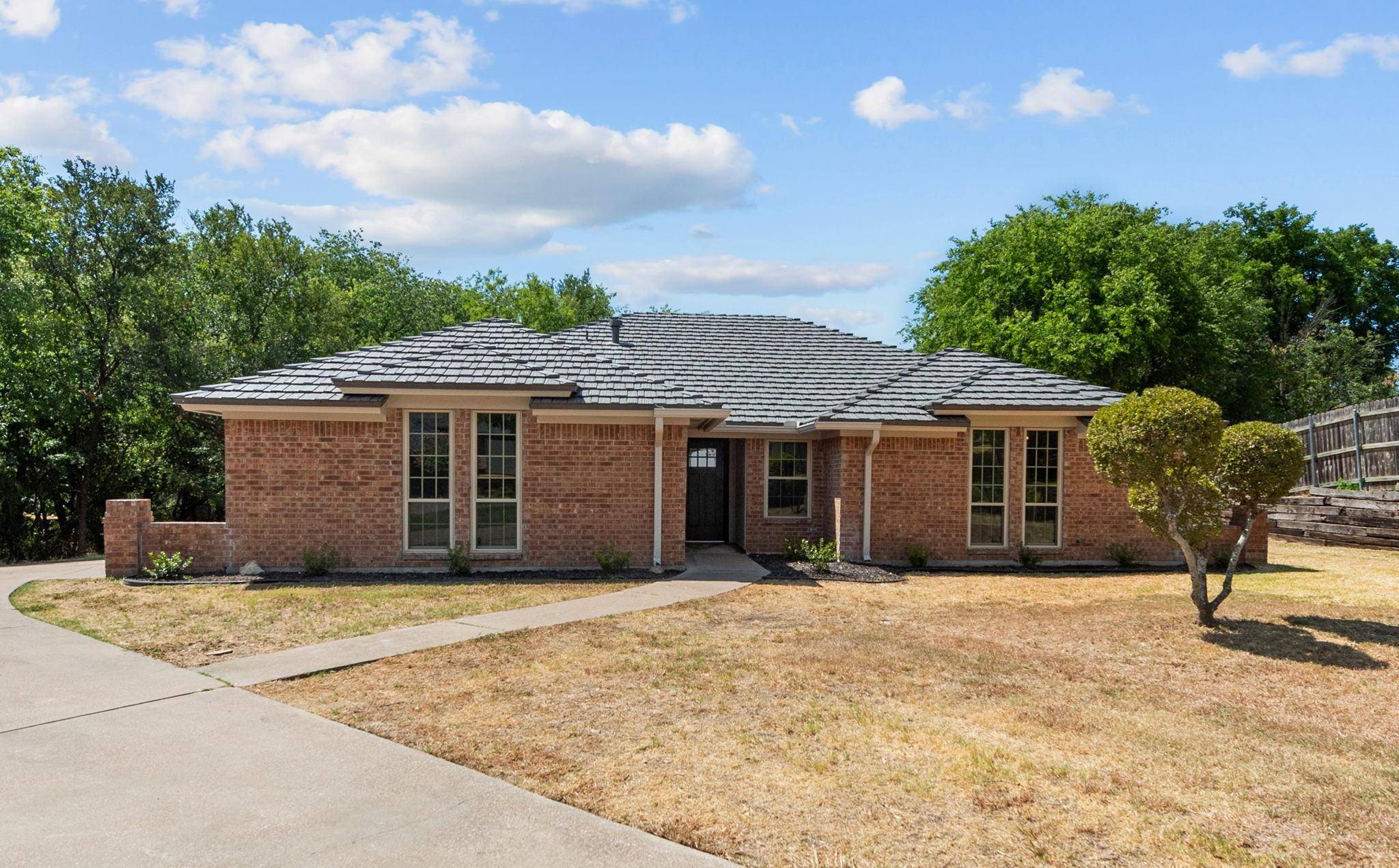 Fort Worth, TX 76179,7500 Skylake Court