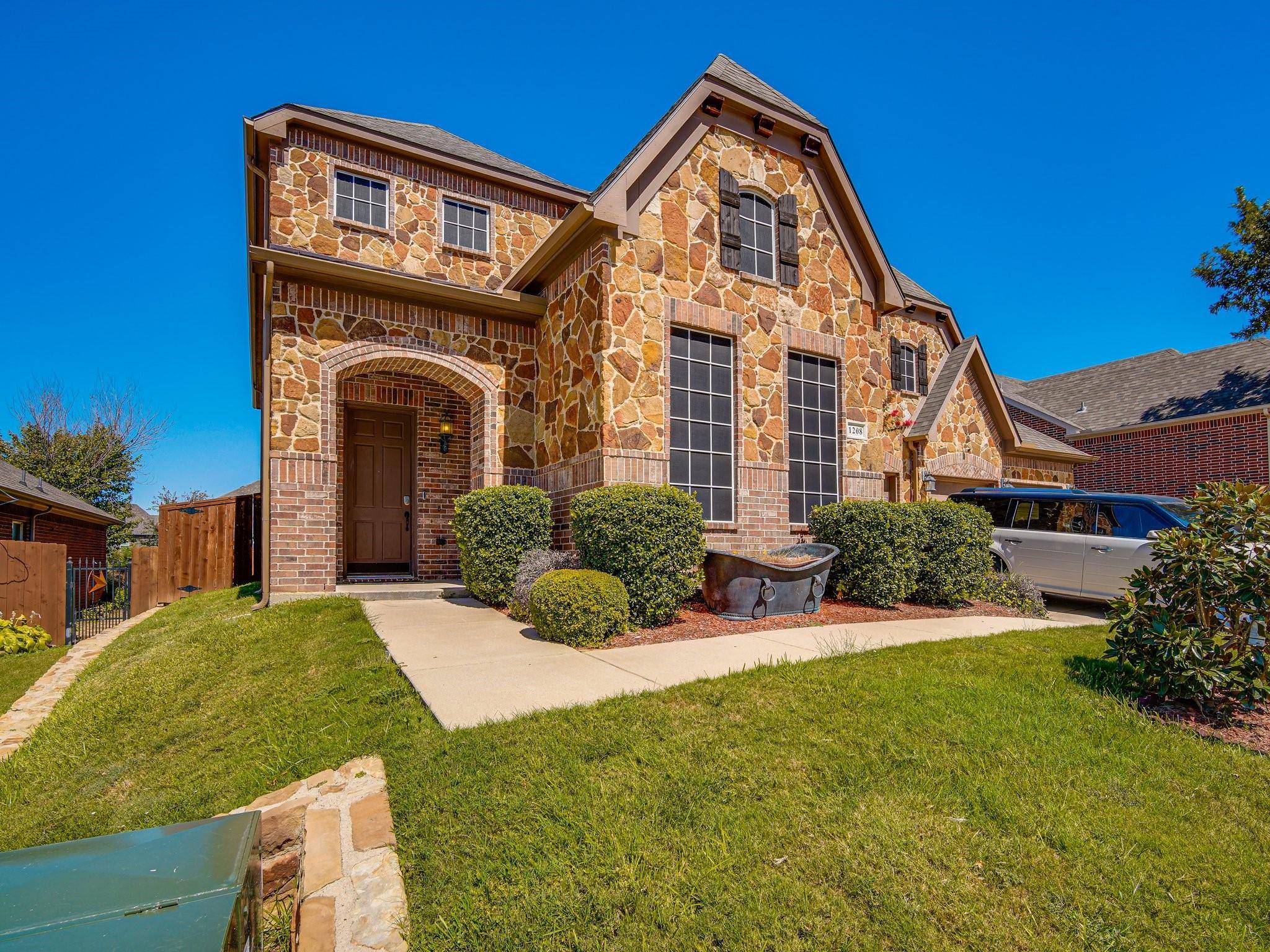 Burleson, TX 76028,1208 Catherine Lane