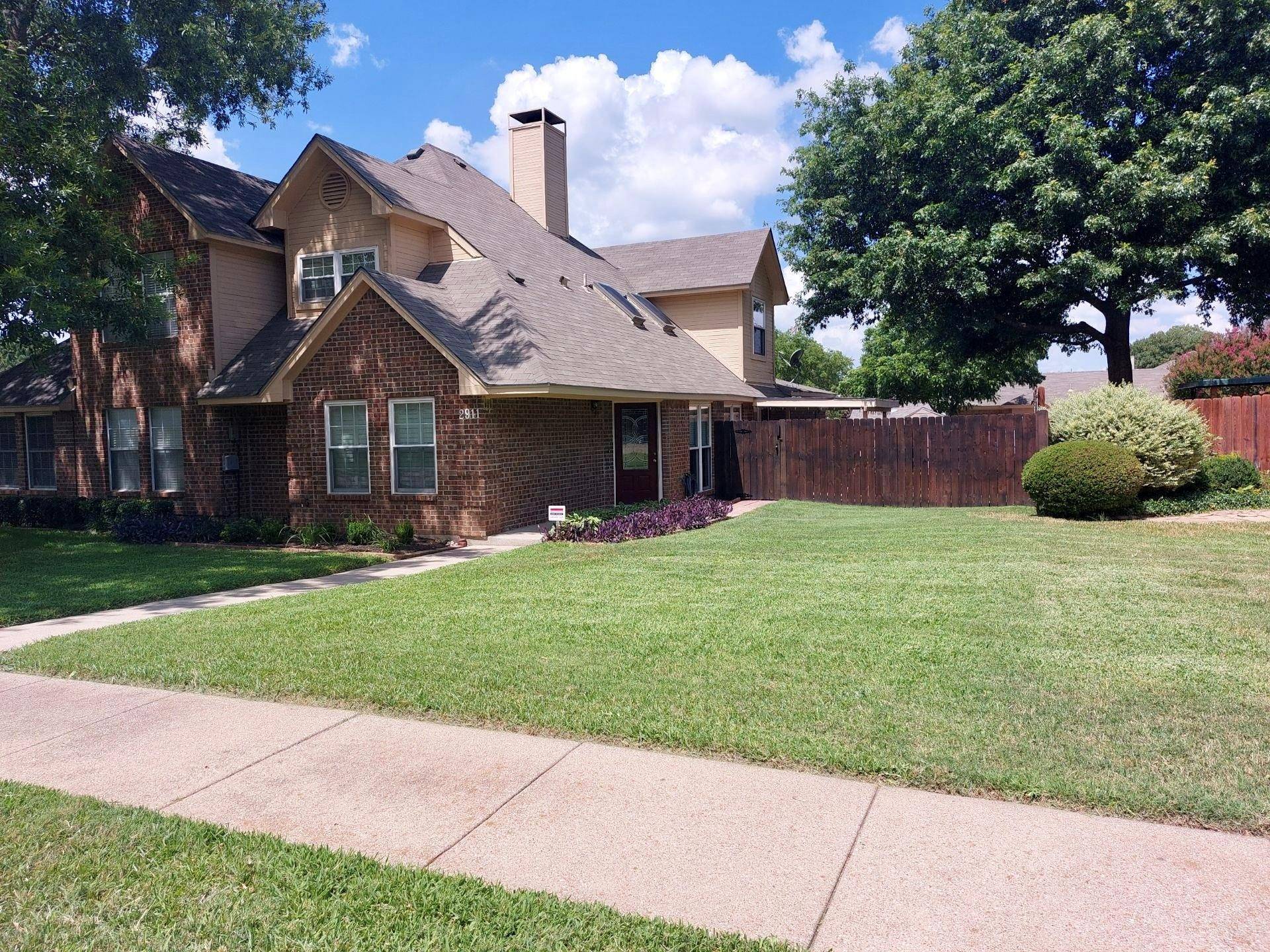 Euless, TX 76039,2911 Normandy Court