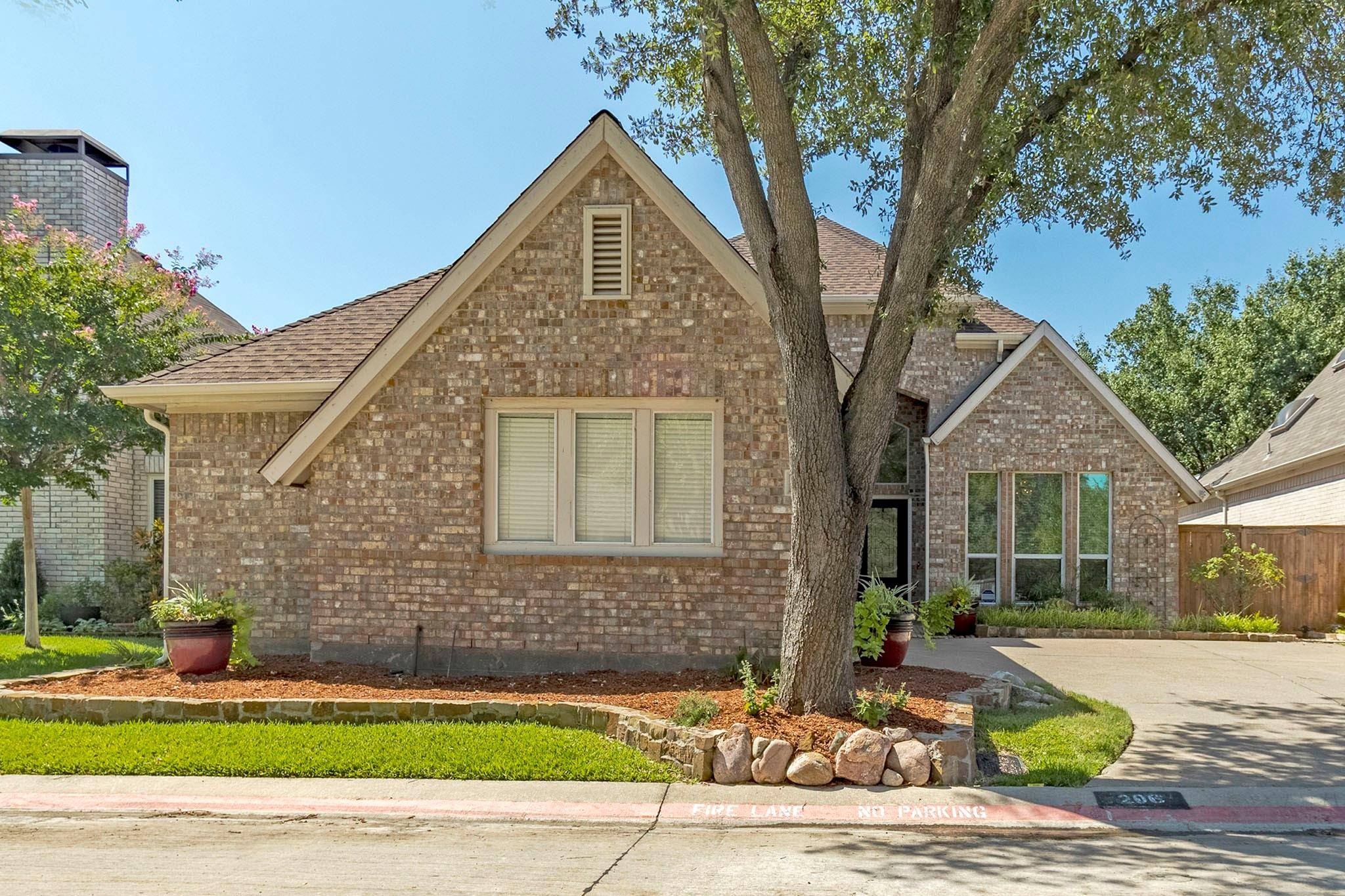 Euless, TX 76039,206 Arbor Creek Drive