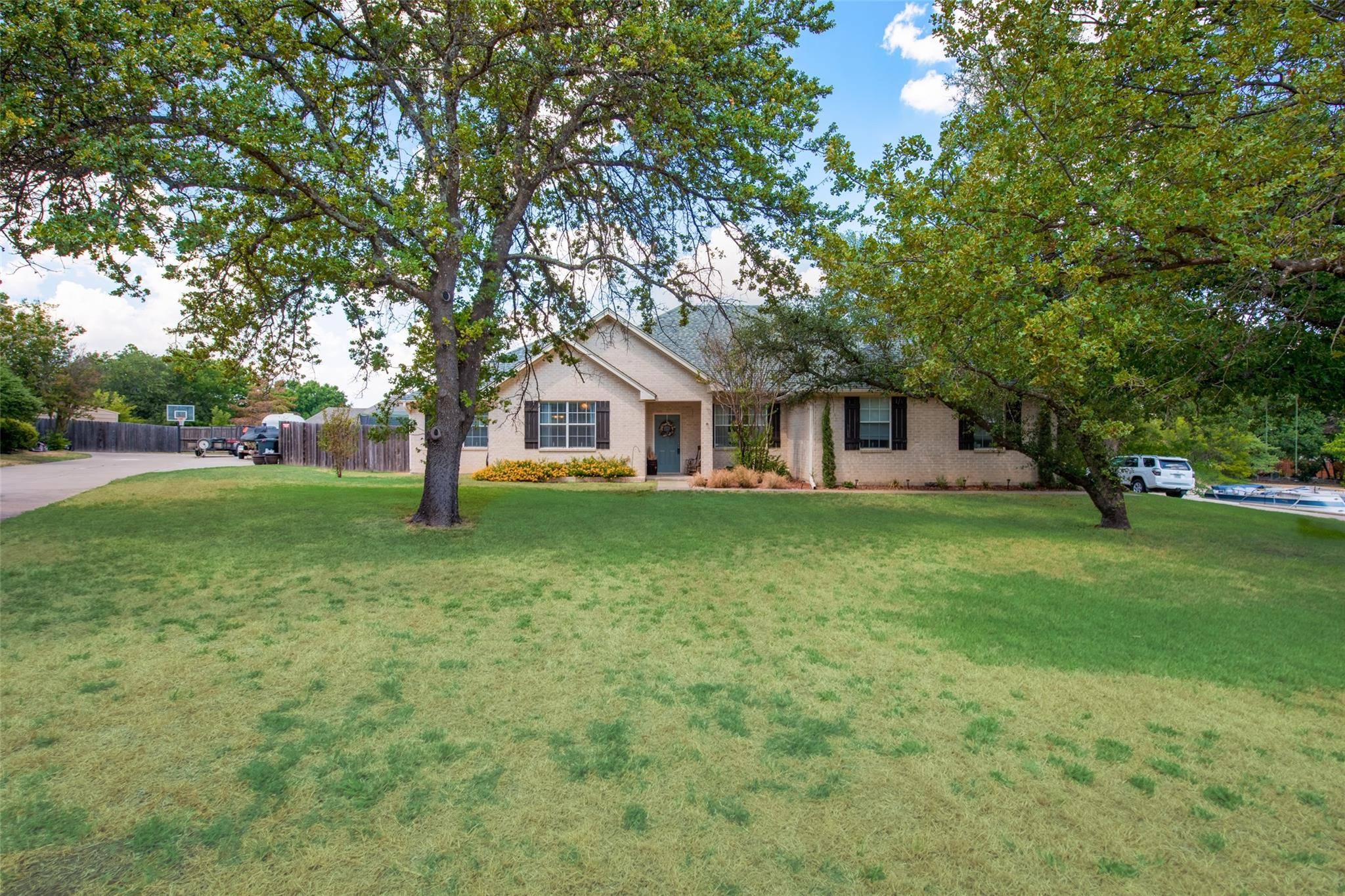 Weatherford, TX 76087,106 Lakeview Court