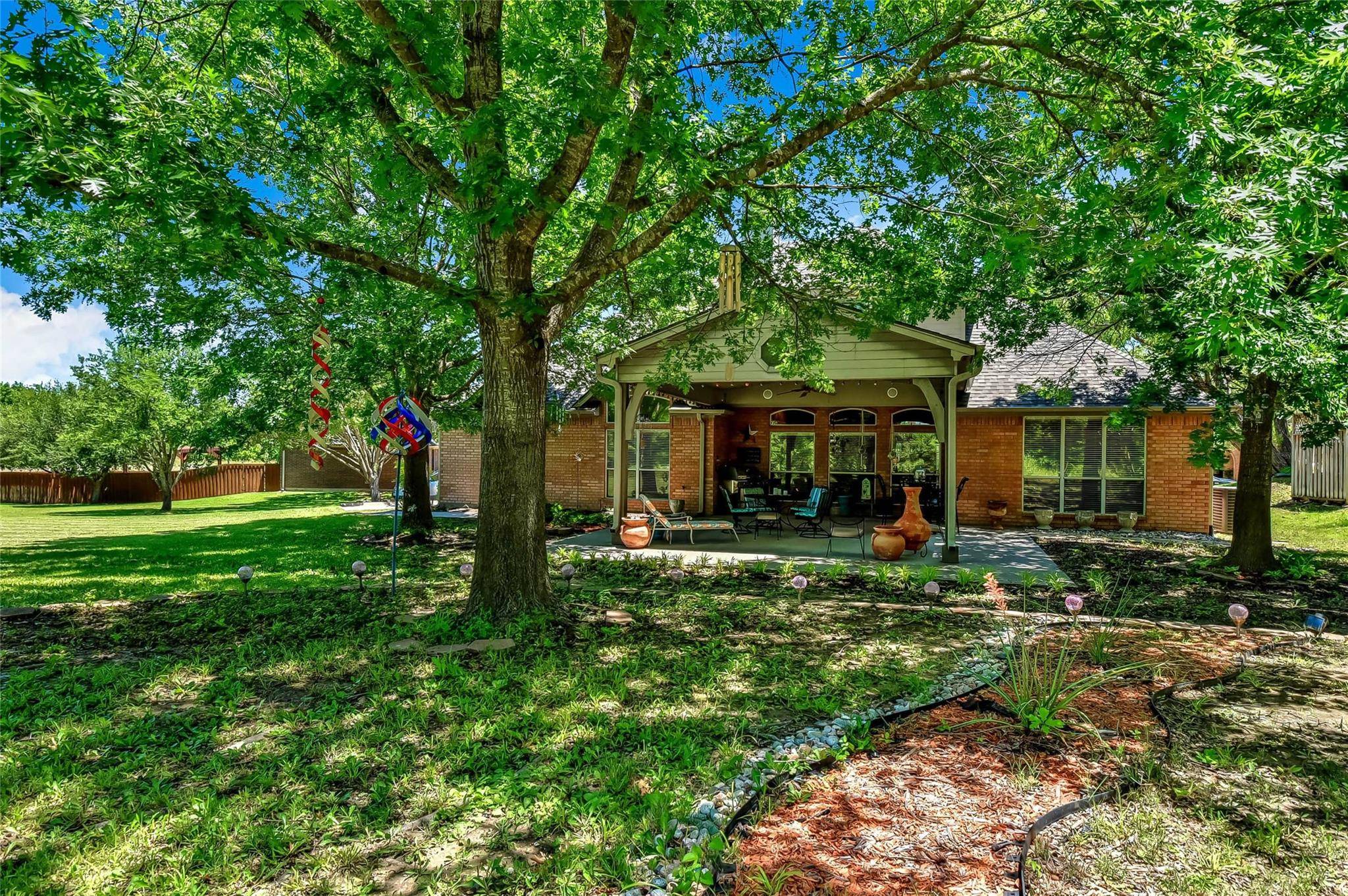 Sherman, TX 75092,326 Laurel Ridge Circle