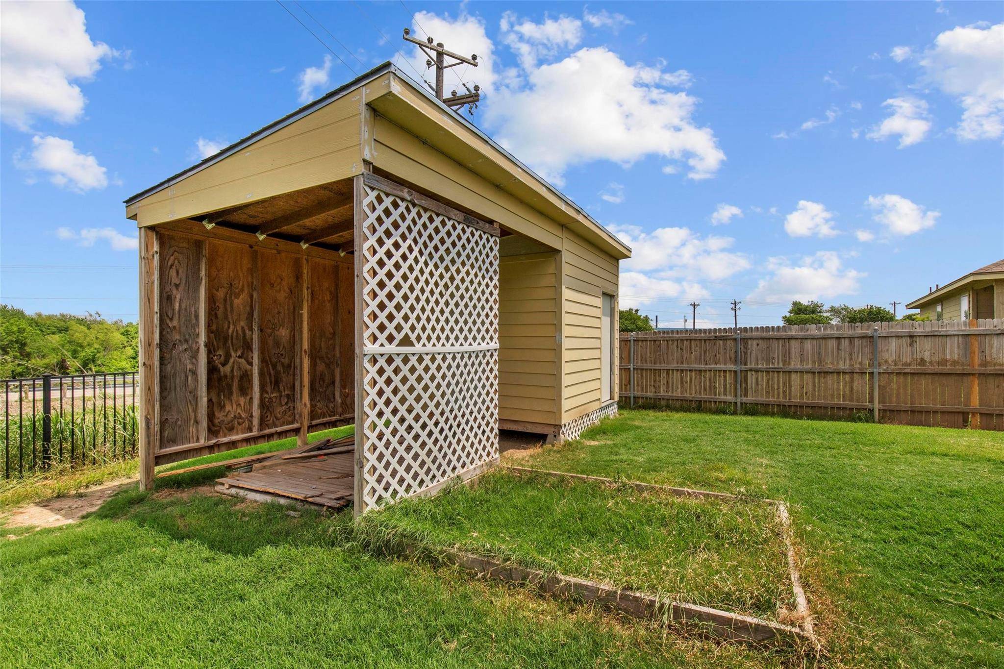 Rhome, TX 76078,12421 Shine Avenue