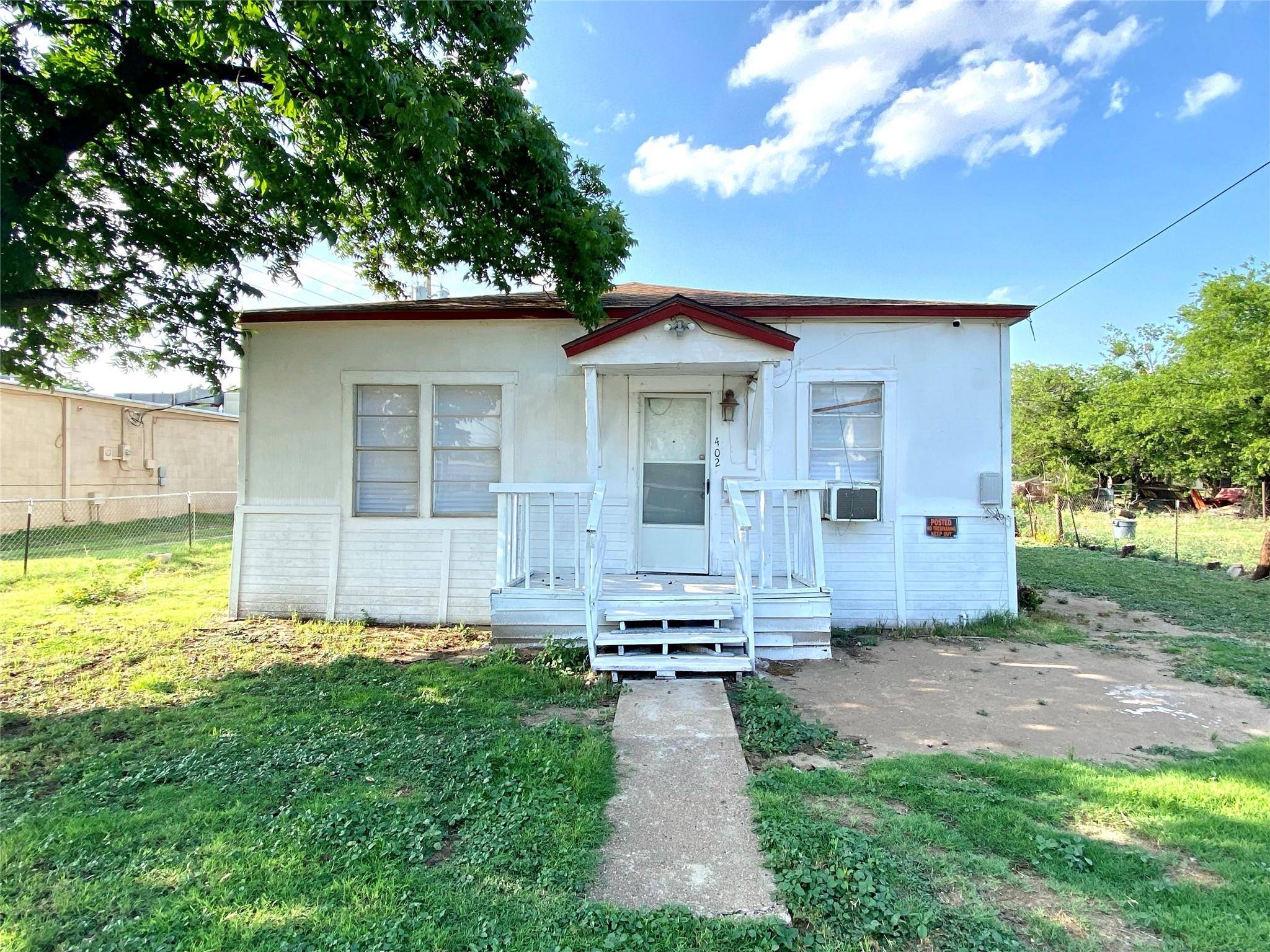 Haskell, TX 79521,402 N 4th Street