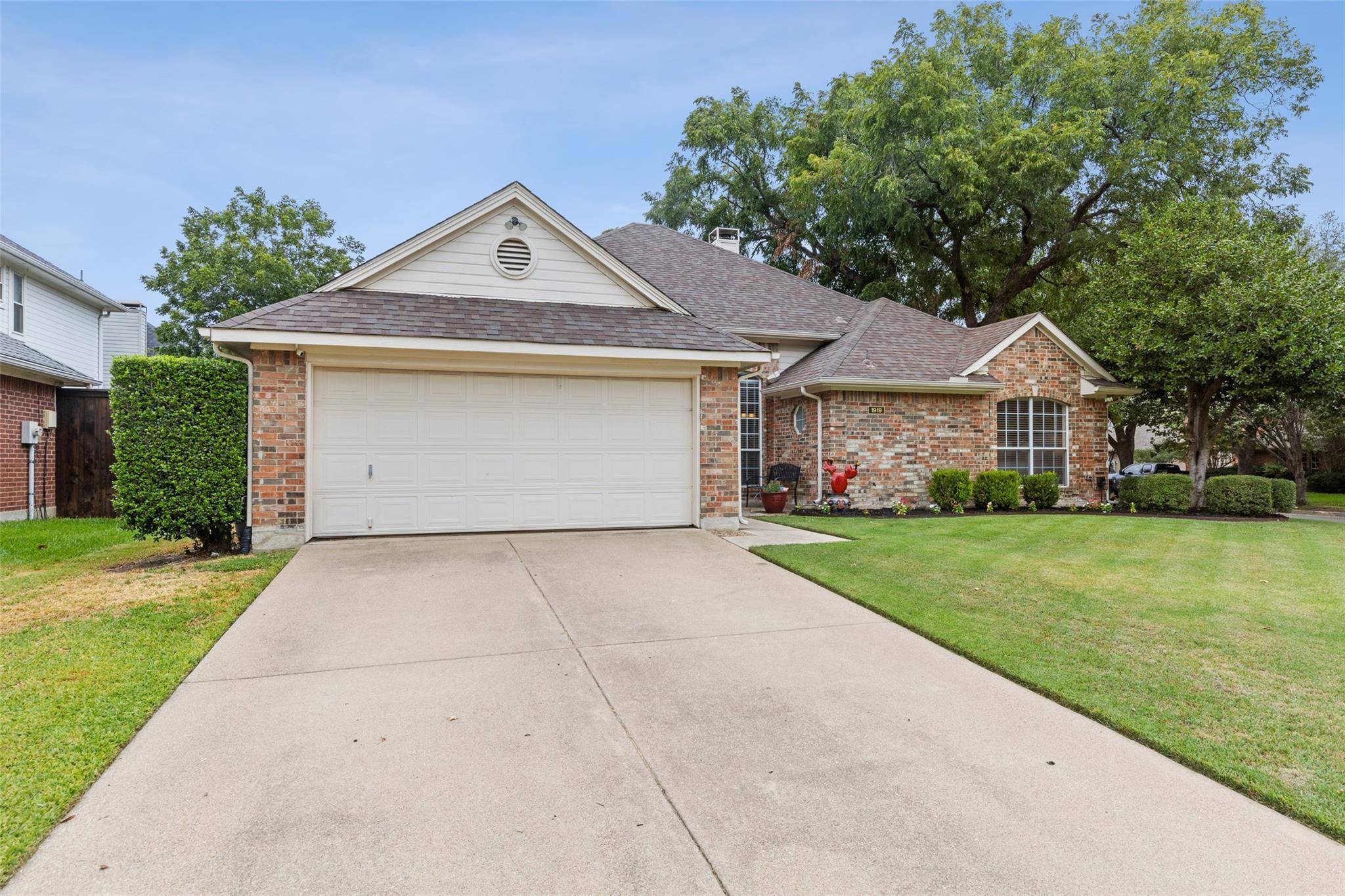 Grapevine, TX 76051,1919 Wood Crest Drive