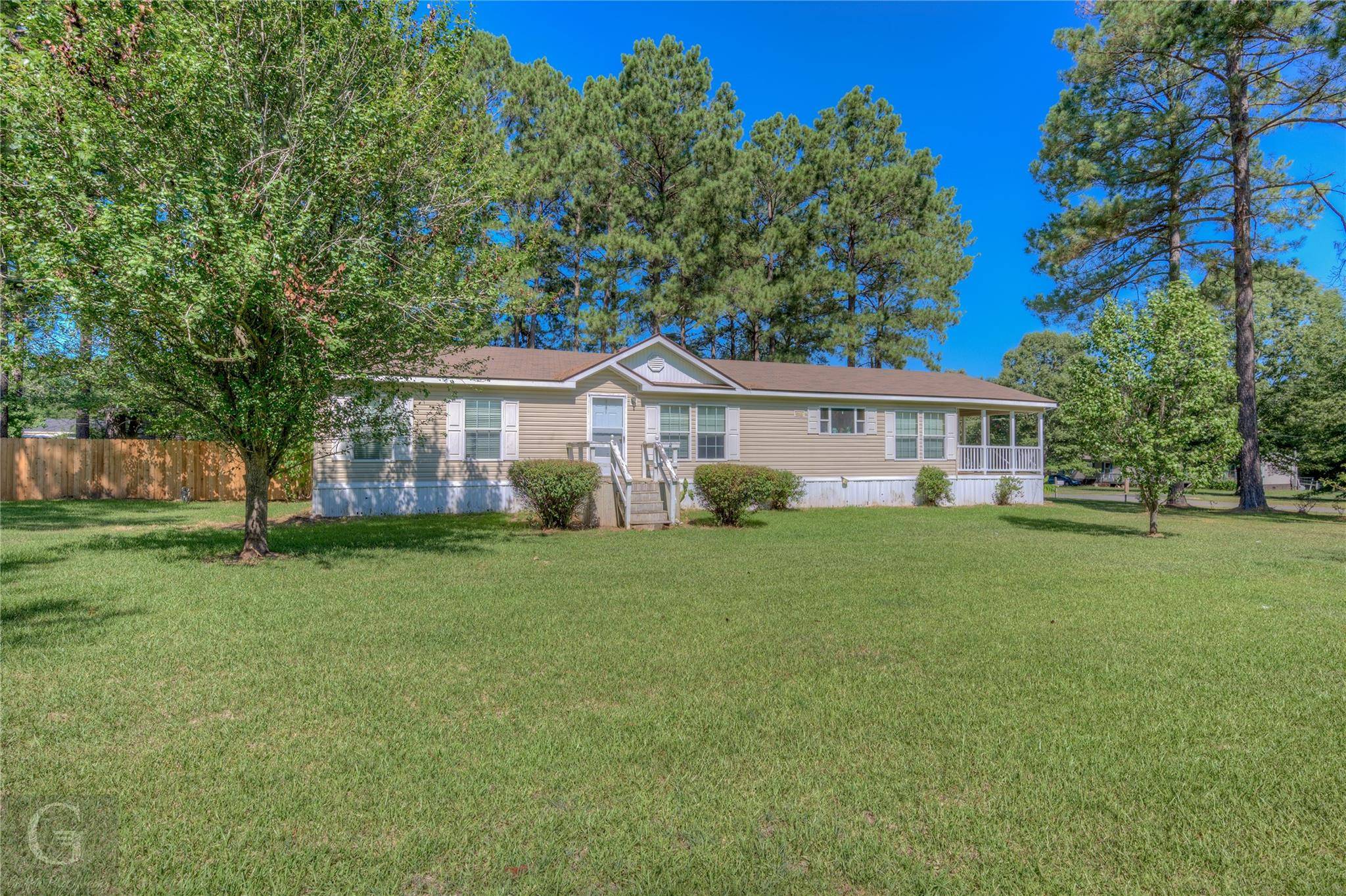 Greenwood, LA 71033,8400 Woodlands Trail