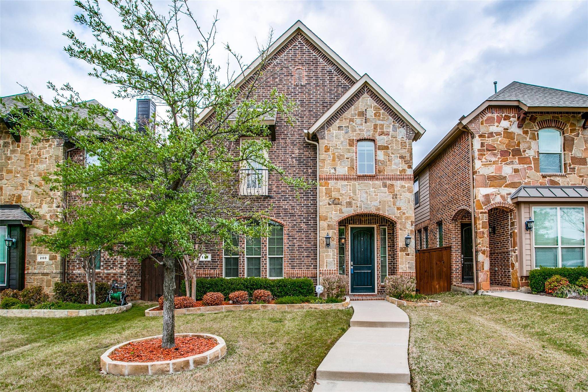 Lewisville, TX 75067,198 Kielder Drive