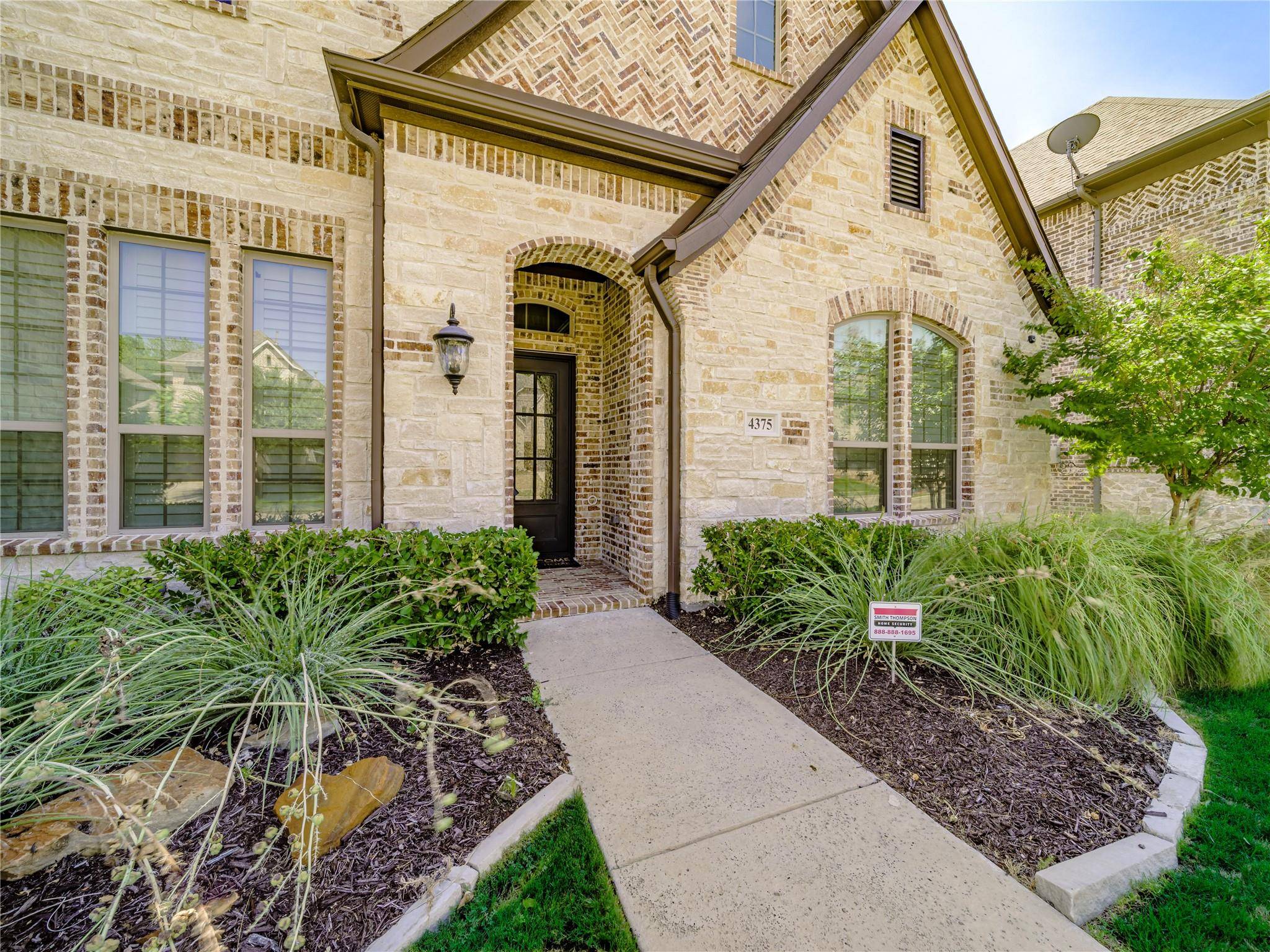 Grapevine, TX 76051,4375 Eastwoods Drive