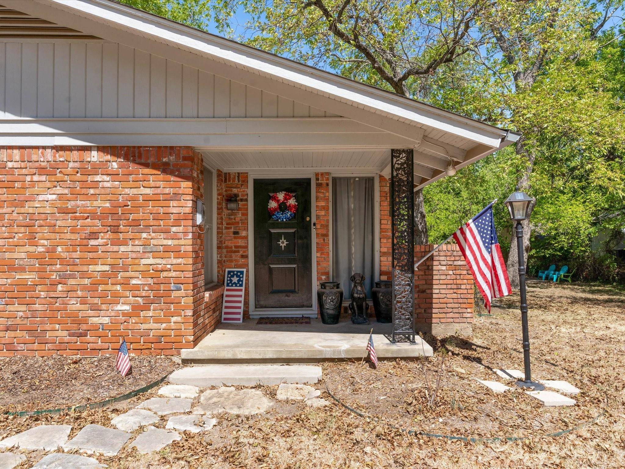 Cleburne, TX 76033,505 S Walnut Street