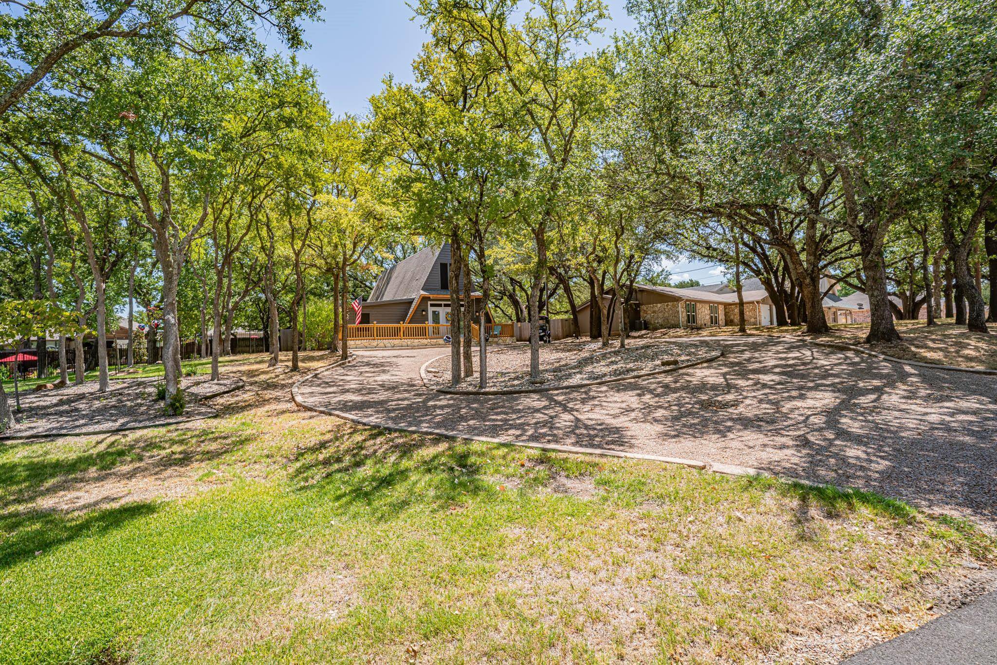 Granbury, TX 76049,3923 LARAMIE Drive