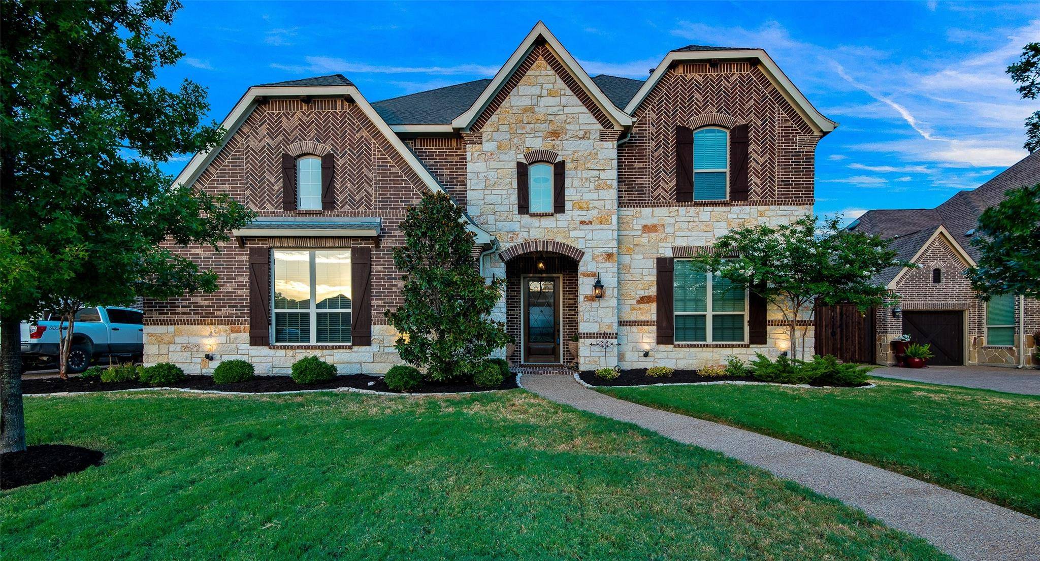 Rowlett, TX 75089,9502 Waters Lane