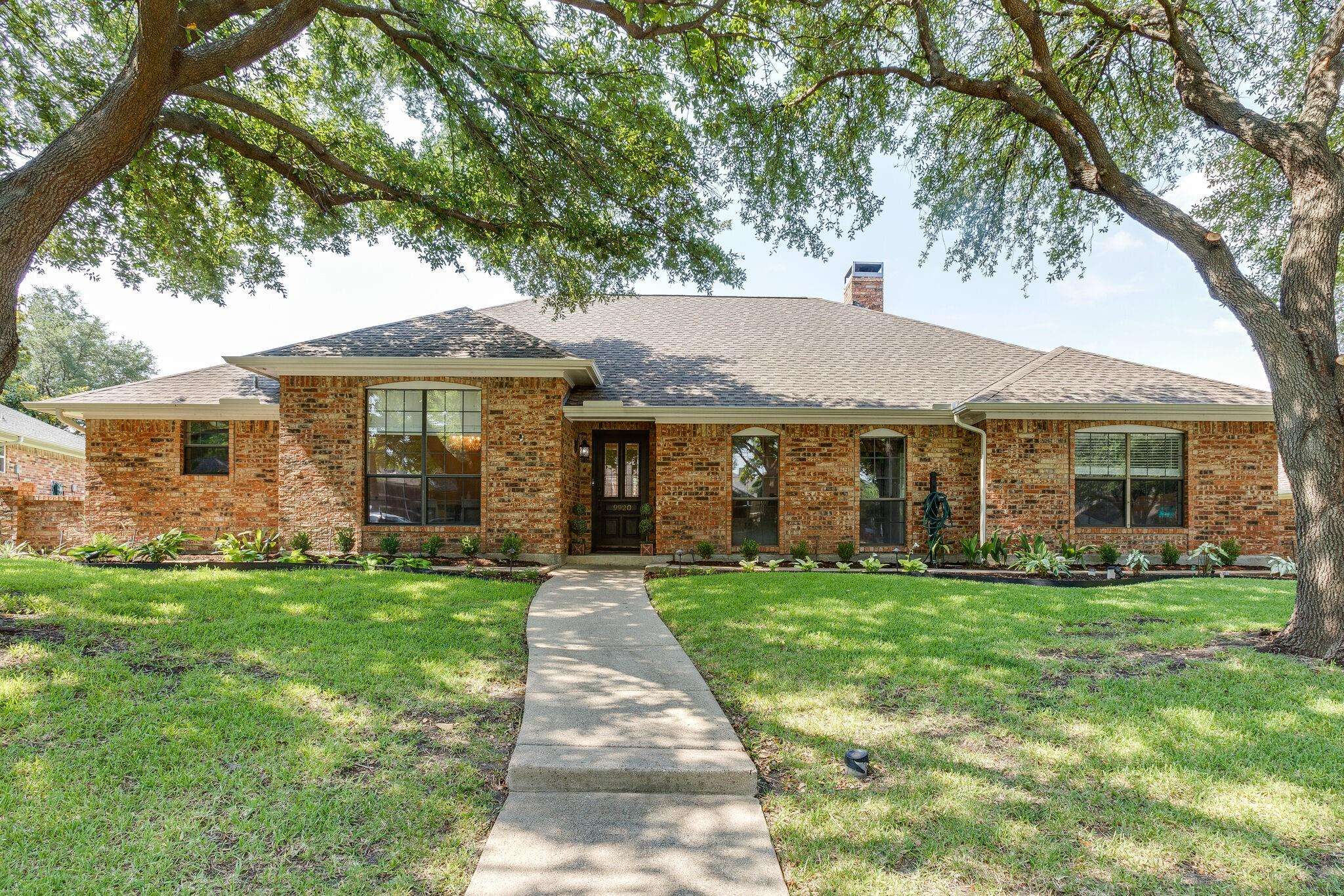 Dallas, TX 75243,9920 Silvertree Drive