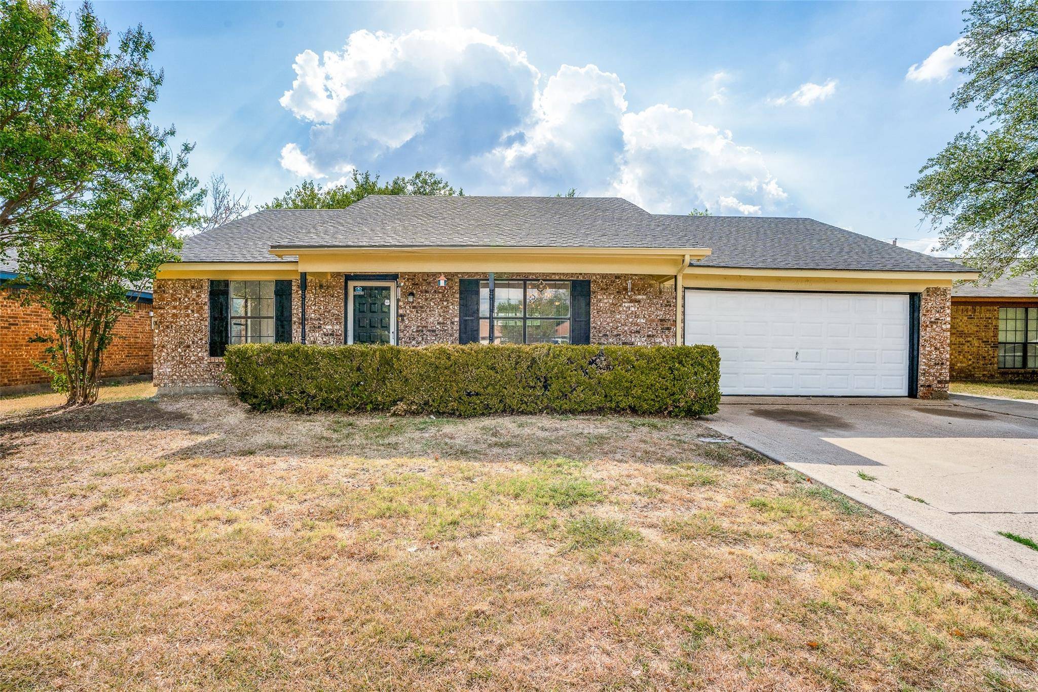 Arlington, TX 76018,6406 Elmview Drive