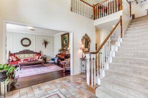 Grapevine, TX 76051,1069 W Winding Creek Drive