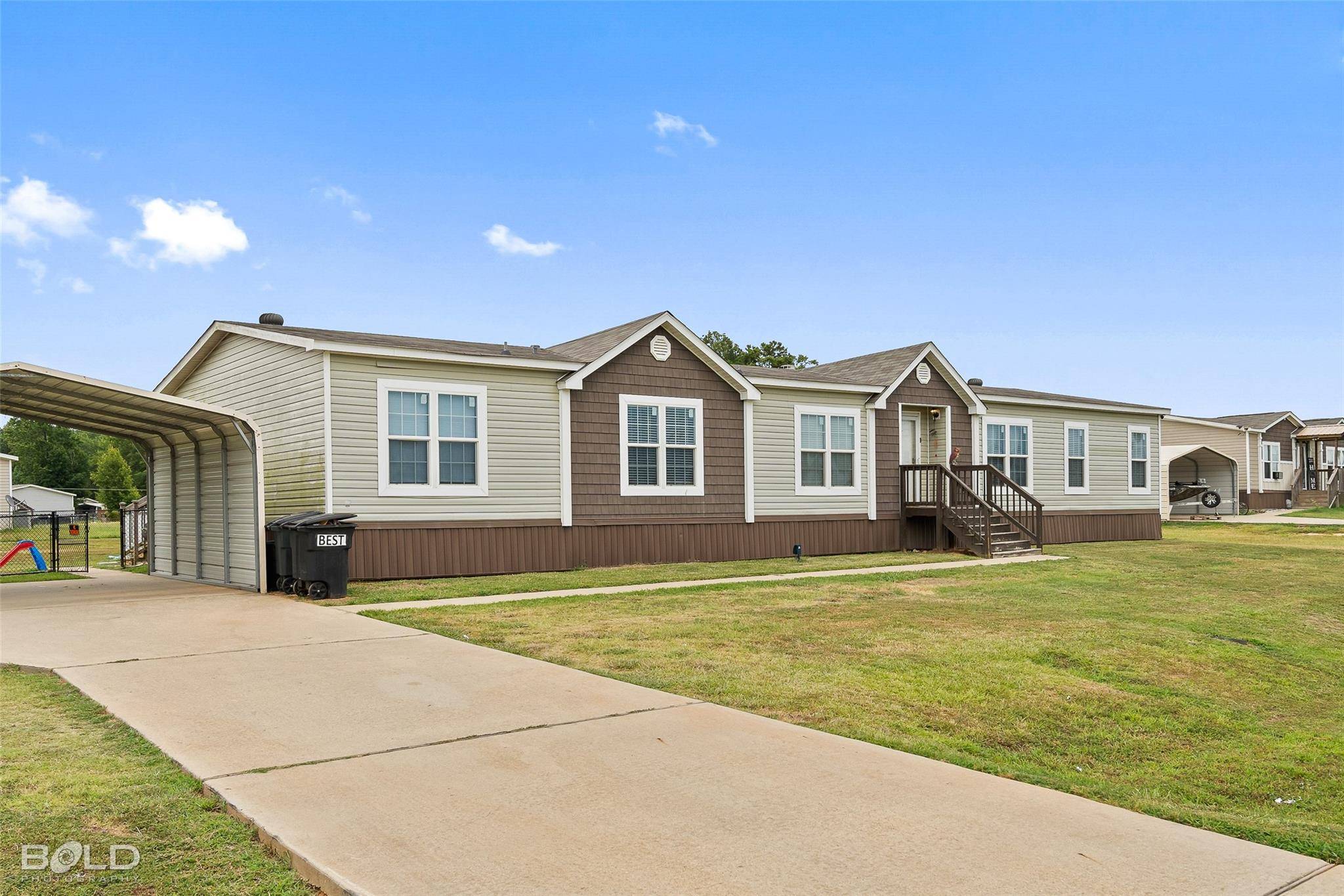 Princeton, LA 71067,601 Black Scoter Circle