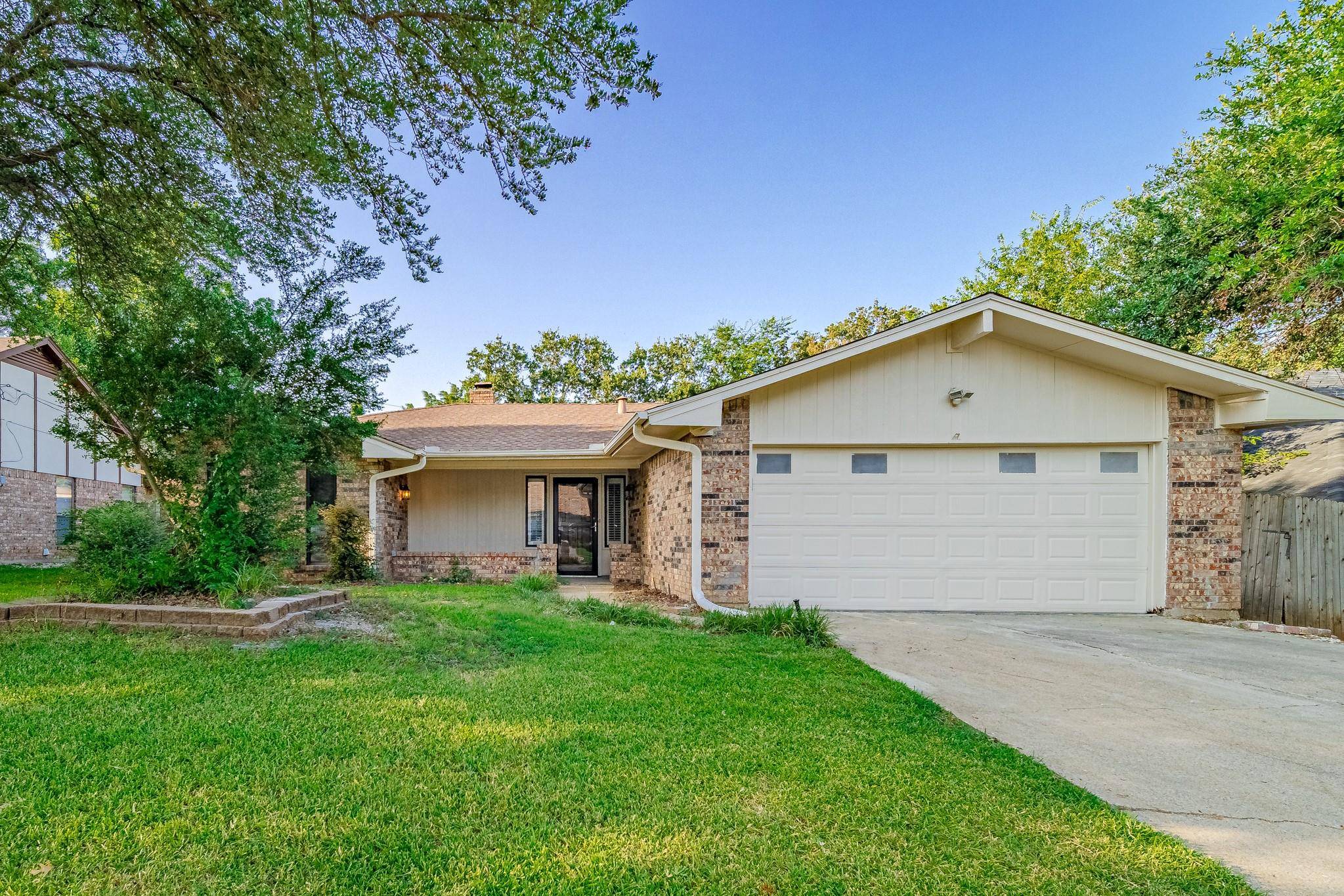 Irving, TX 75061,4116 WOODENRAIL Lane