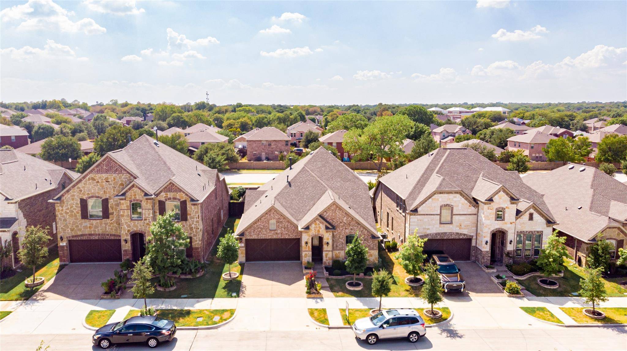 Euless, TX 76039,511 Pineview Drive