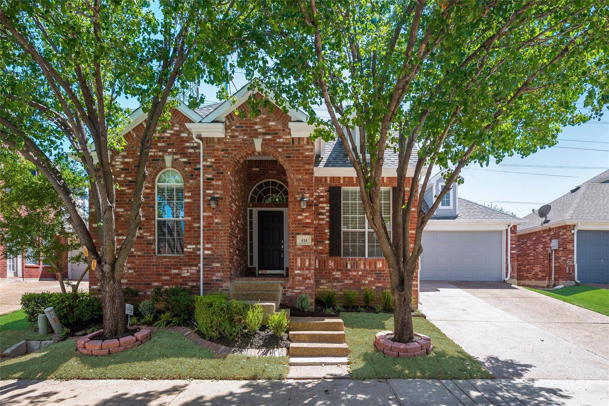 Irving, TX 75063,414 Southridge Way