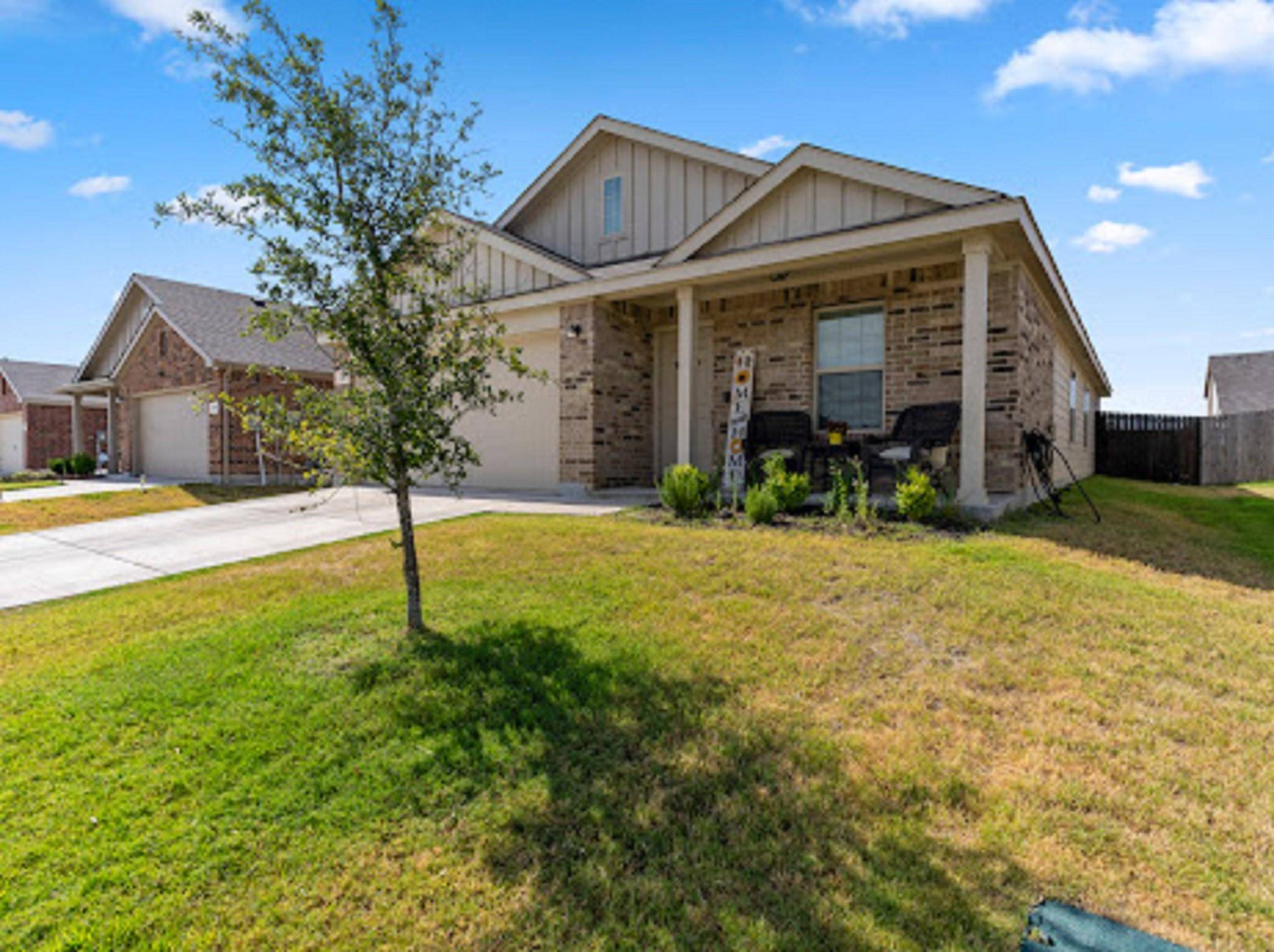 Fort Worth, TX 76052,313 Falling Star Drive