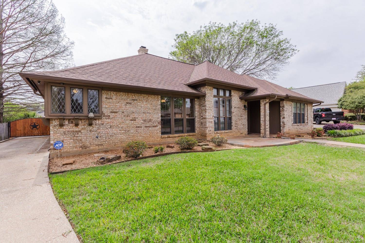 Arlington, TX 76017,3600 Pimlico Drive