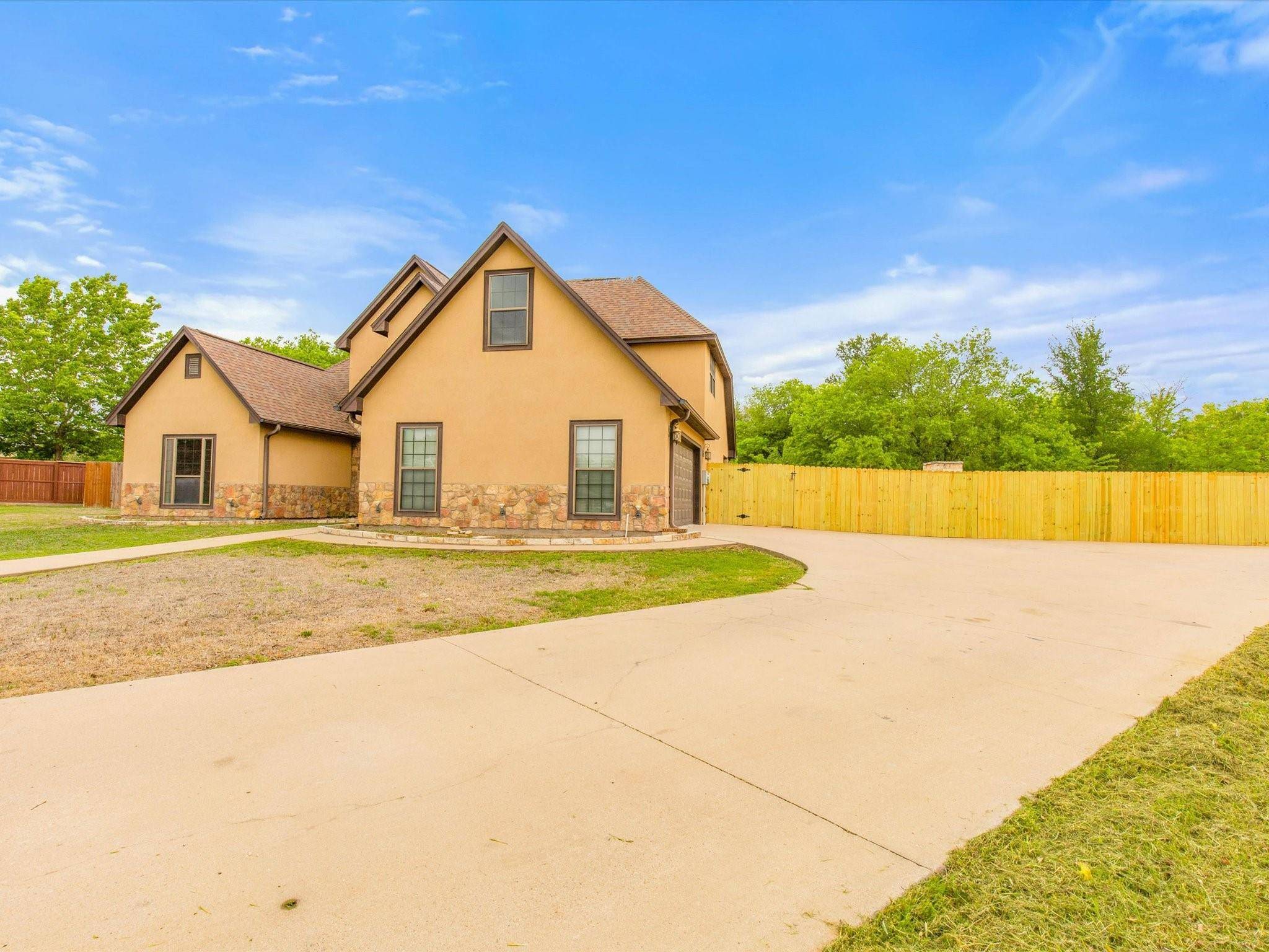 Stephenville, TX 76401,1728 Bull Elk Drive