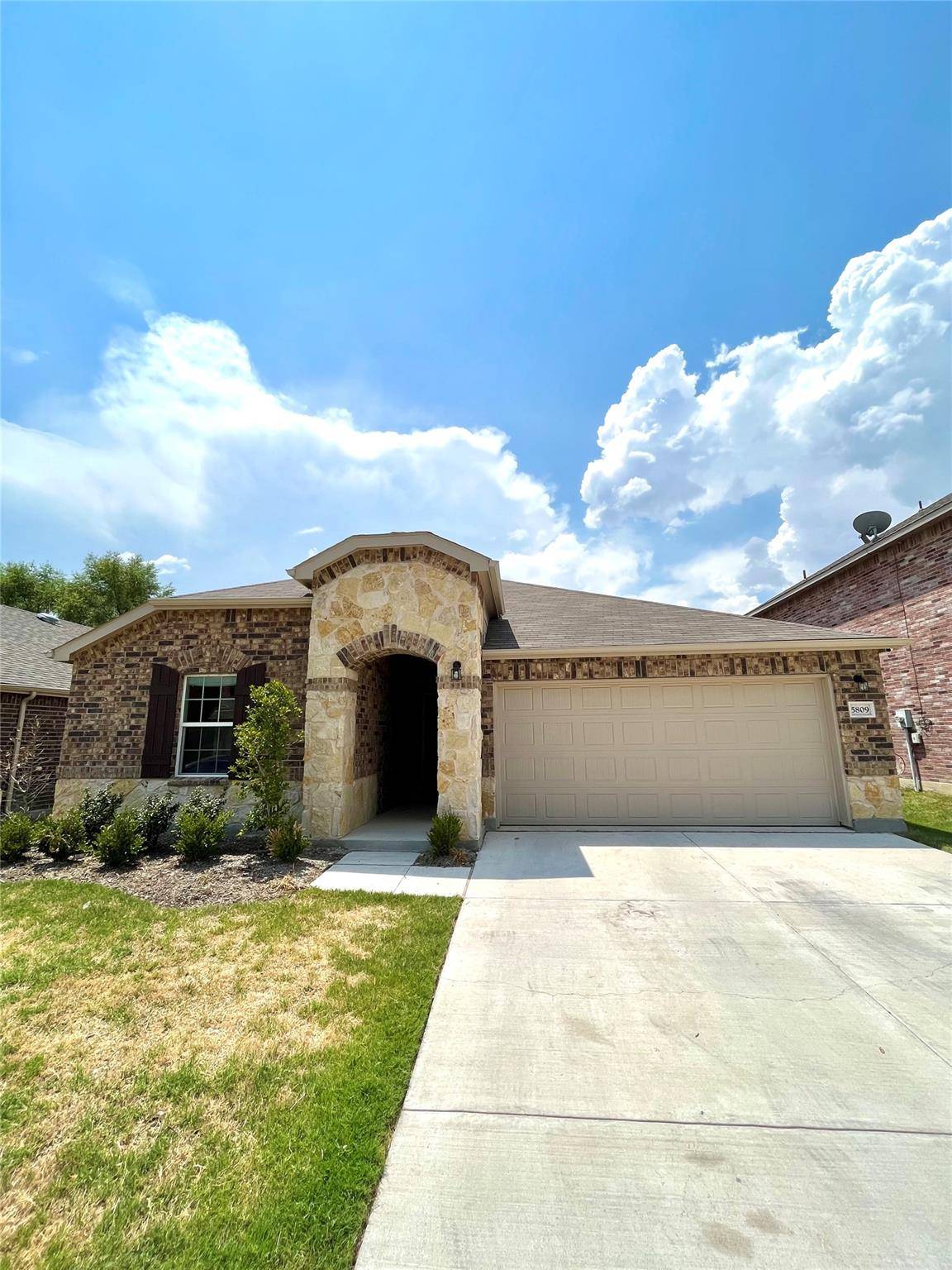 Fort Worth, TX 76179,5809 Fantail Drive