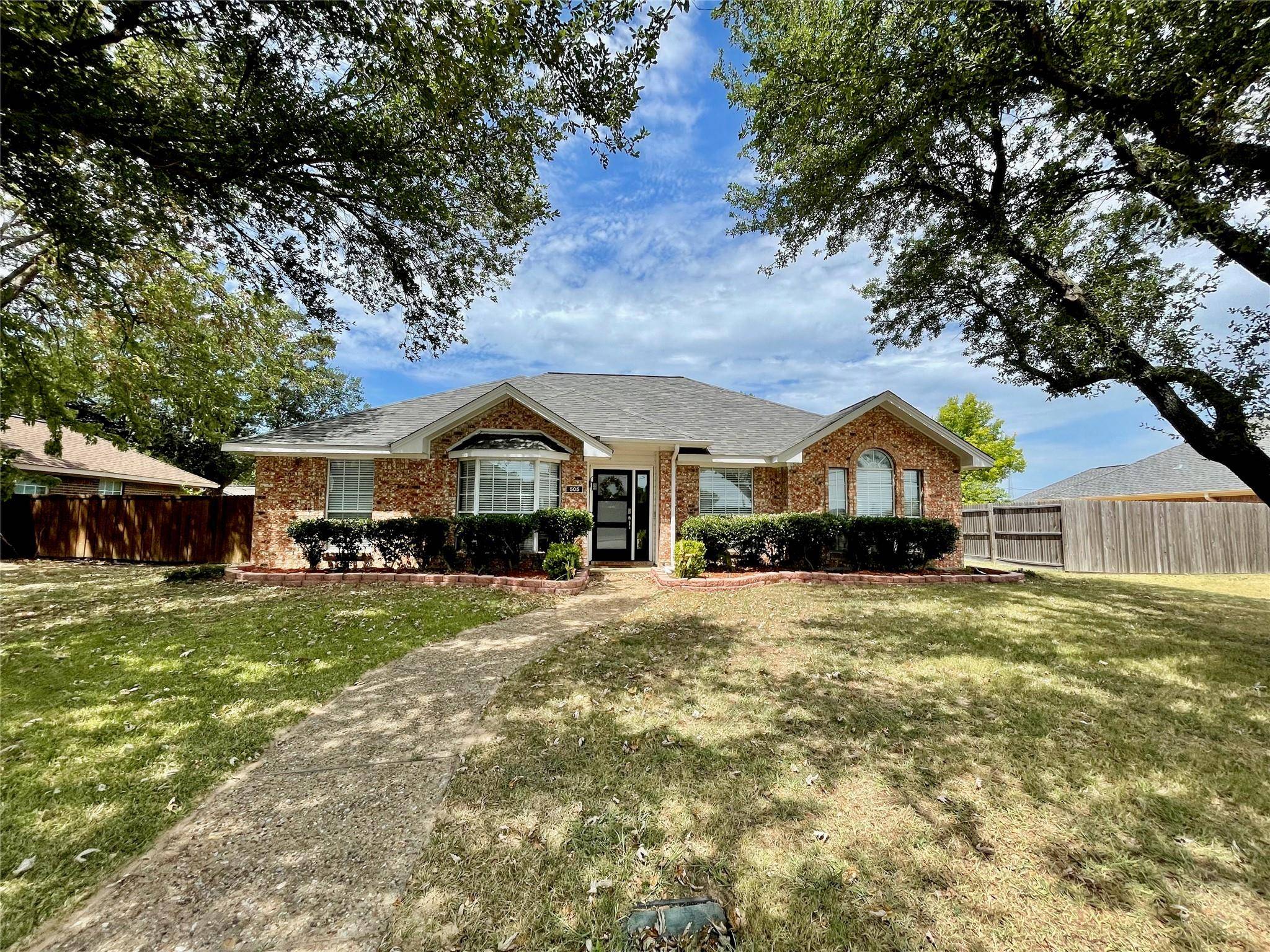 Wylie, TX 75098,505 N Kreymer Lane