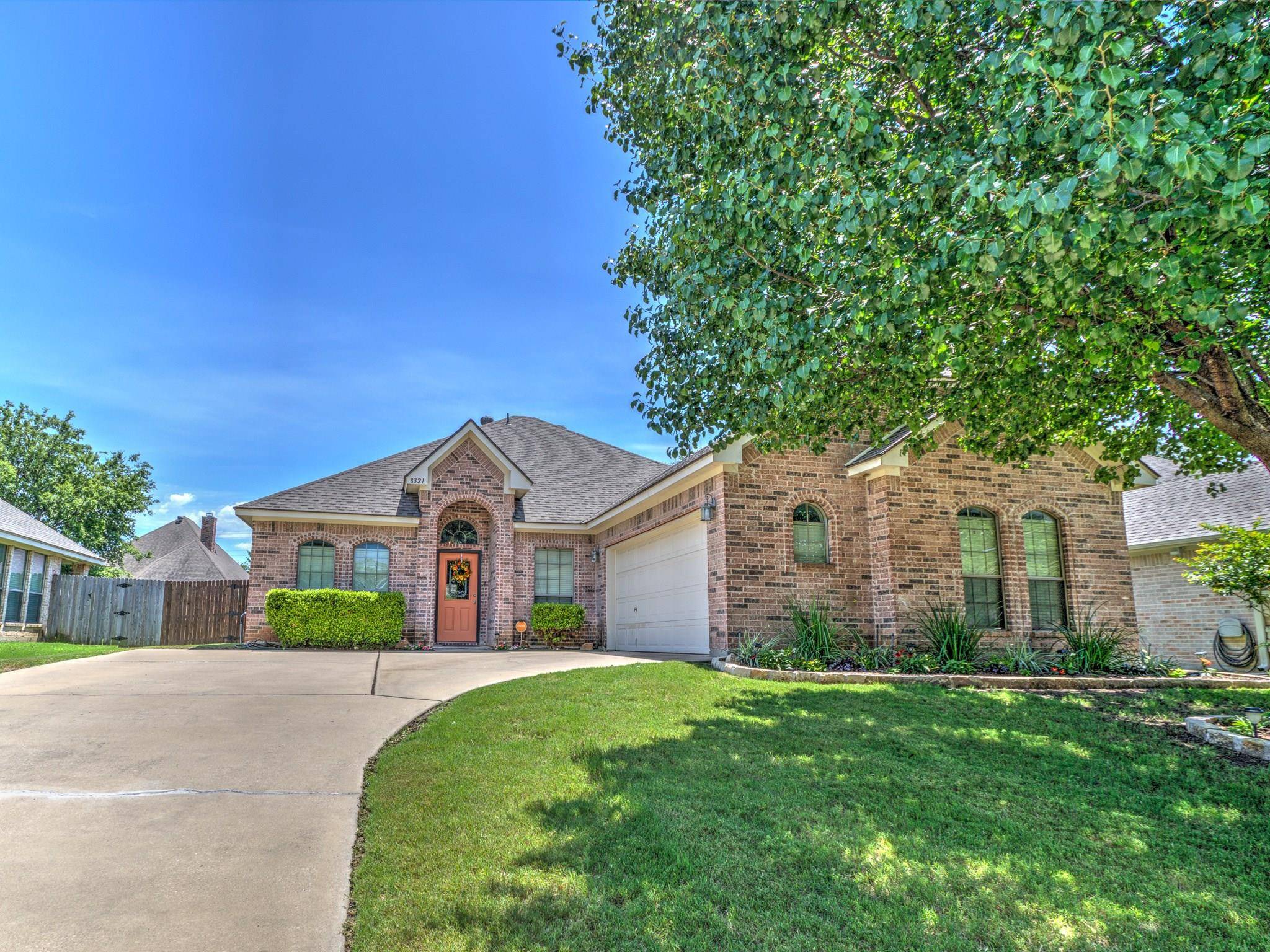 Benbrook, TX 76126,8321 Asta Court