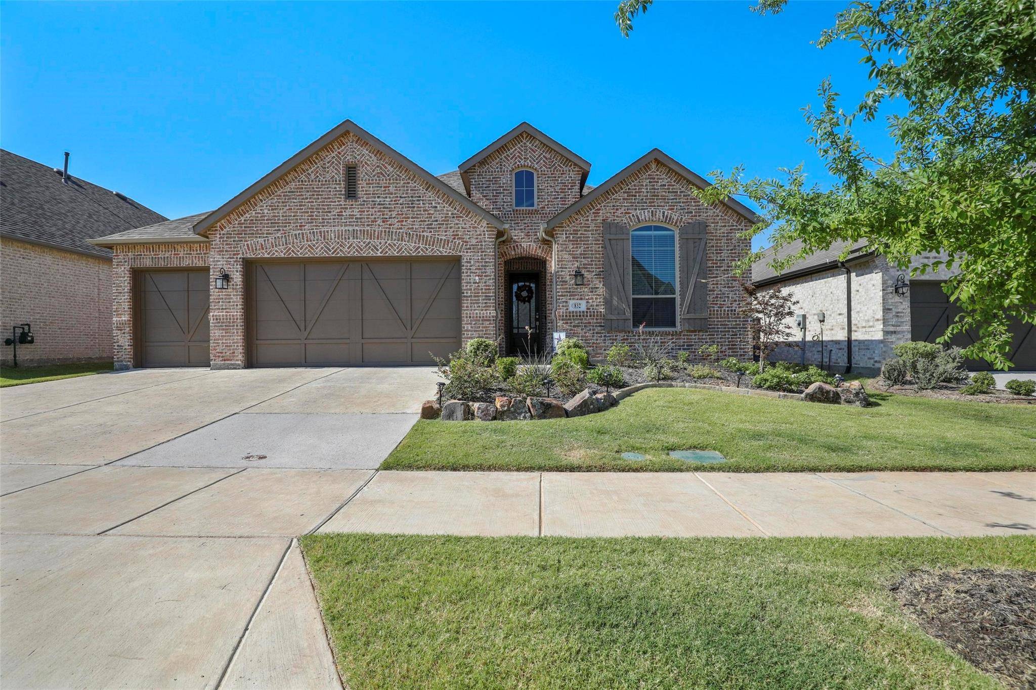 Little Elm, TX 76227,832 Longbranch Way