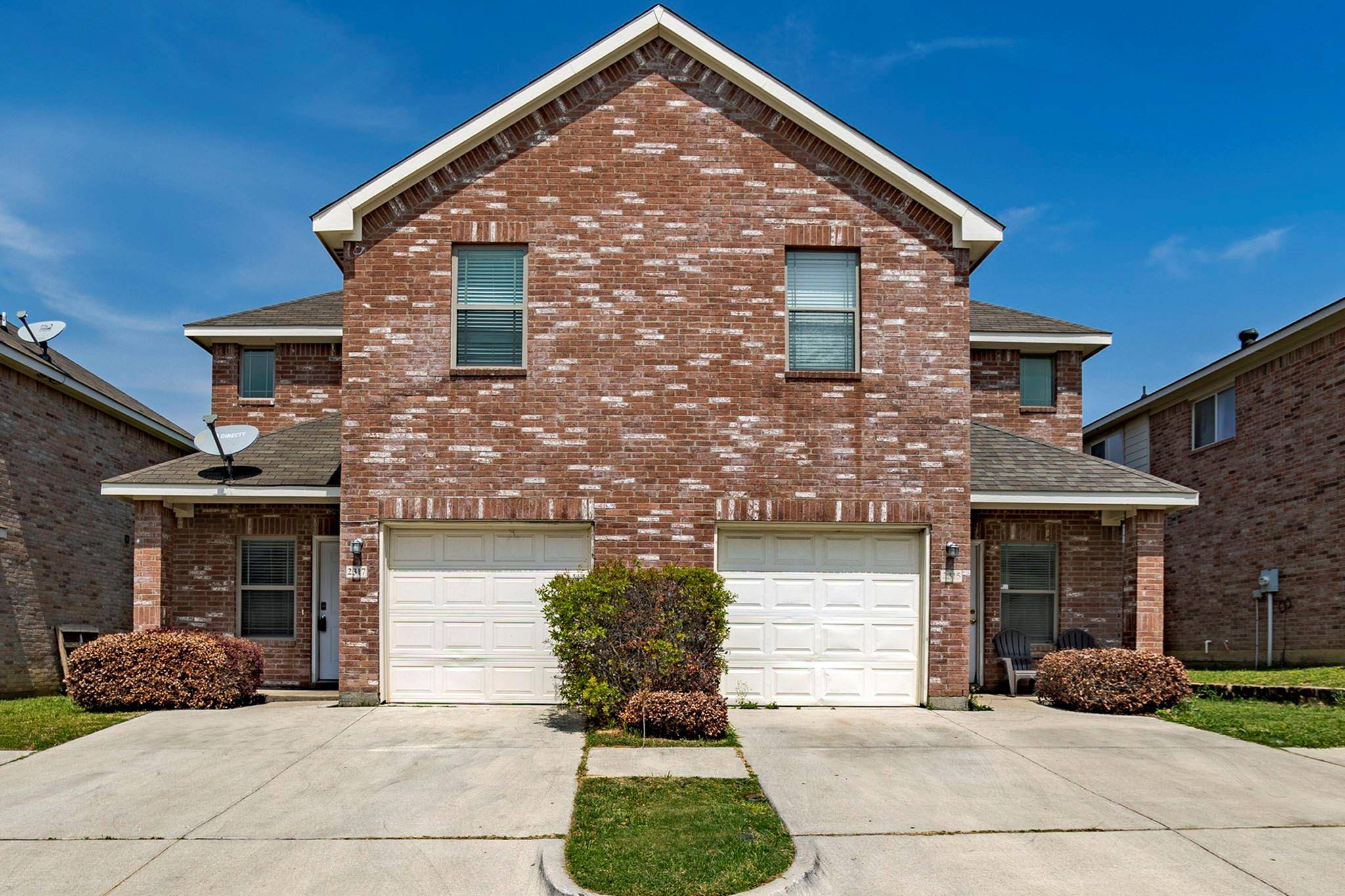 Arlington, TX 76012,2317 Aldergate Drive