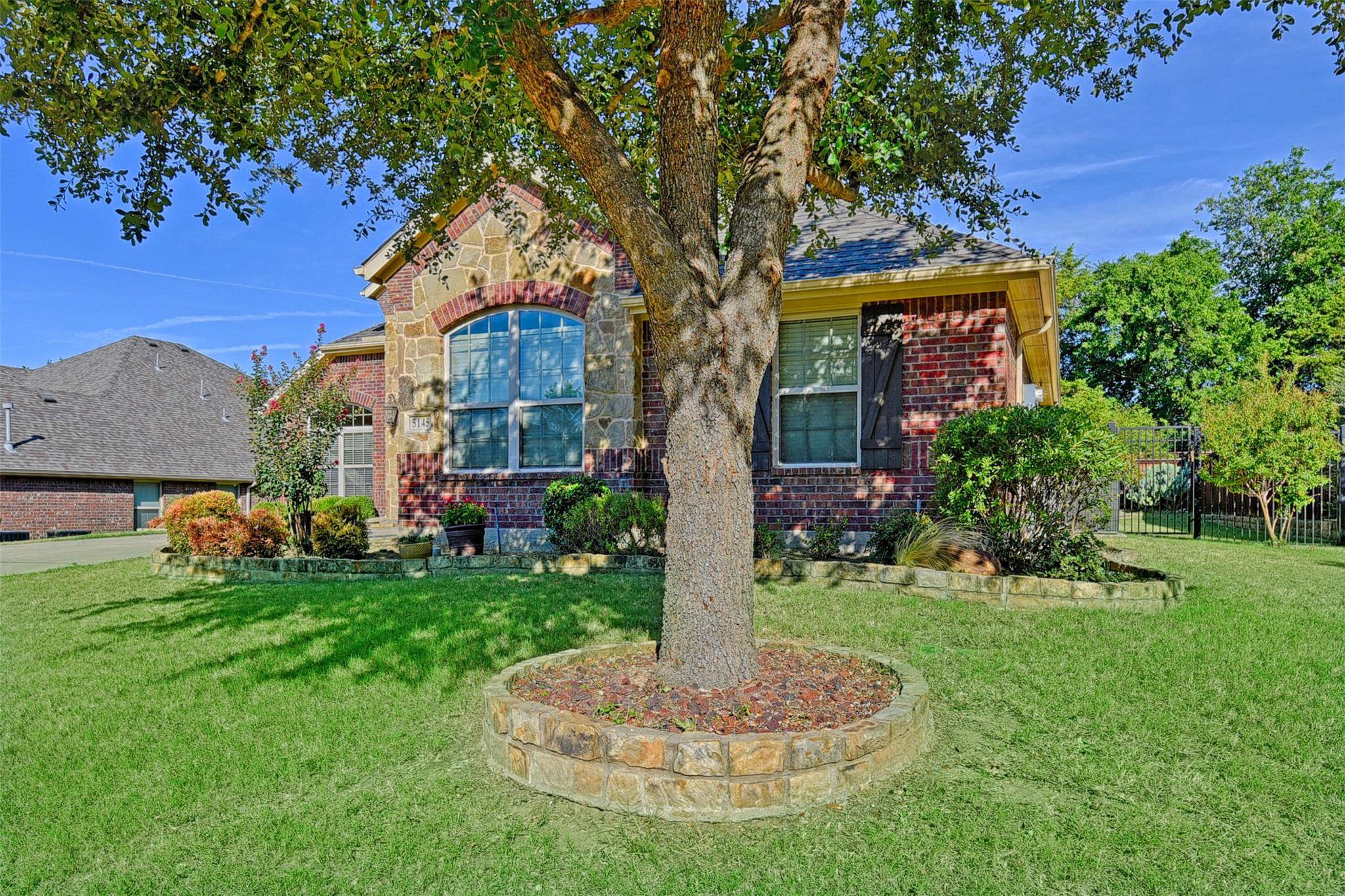 Fairview, TX 75069,5145 Stream Crest Way