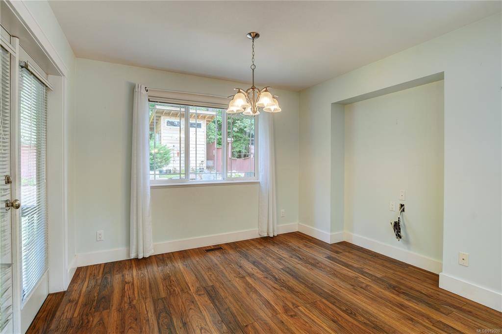 Duncan, BC V9L 0A2,5932 Stonehaven Dr