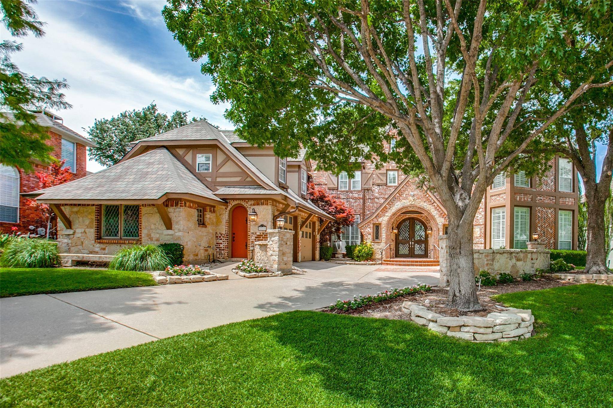 Plano, TX 75093,6709 Shoal Creek Circle