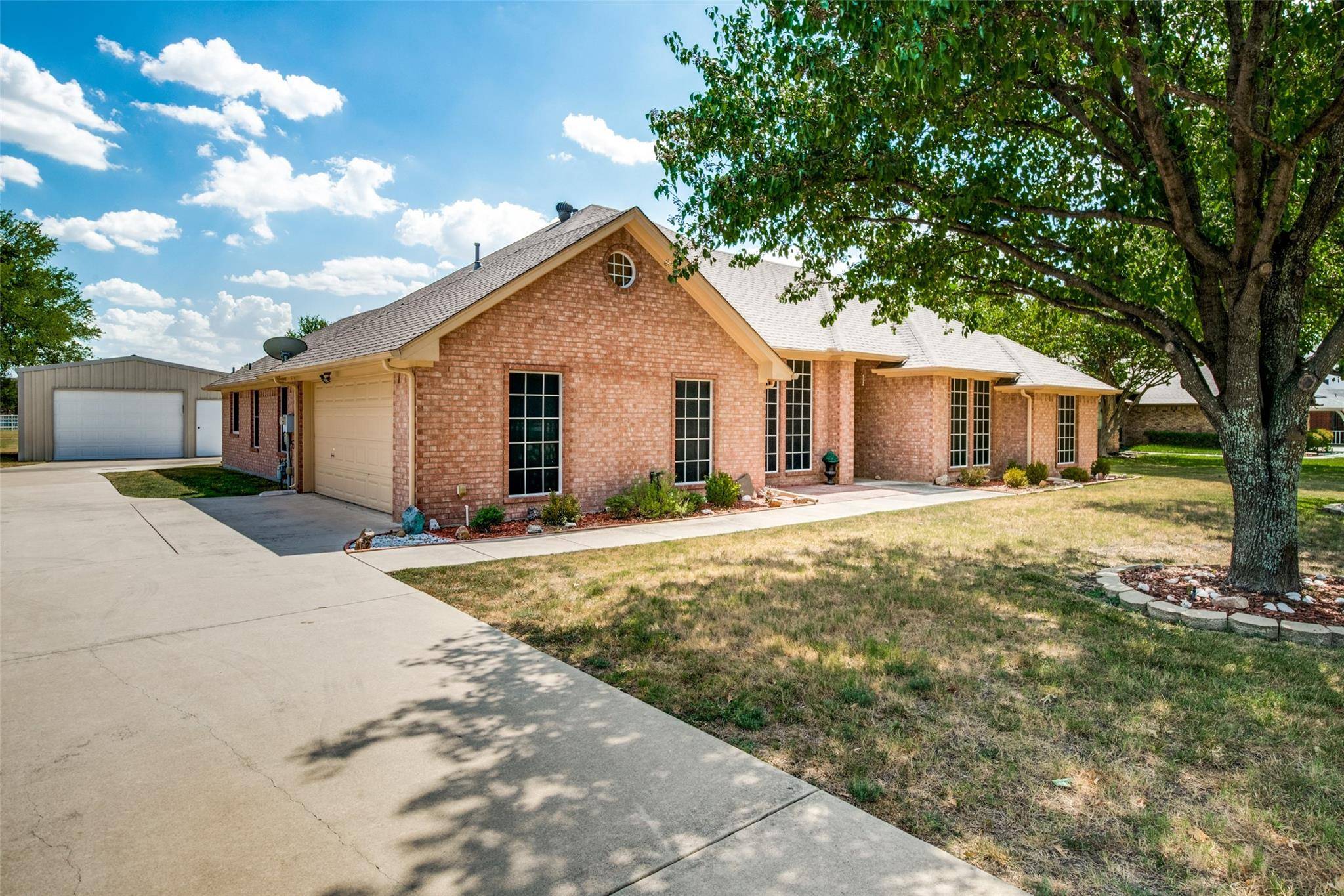 Sanger, TX 76266,2504 Chippewa Trail