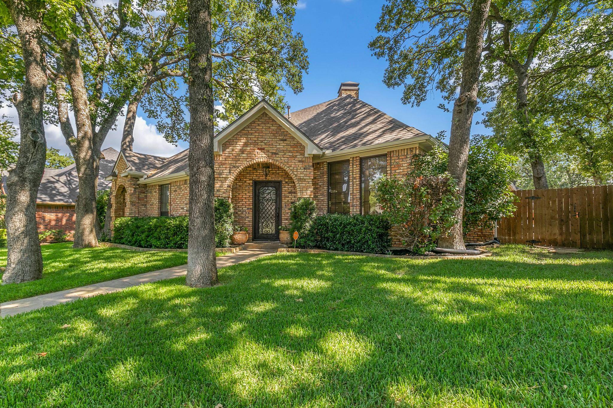 Grapevine, TX 76051,3054 Ridgeview Drive