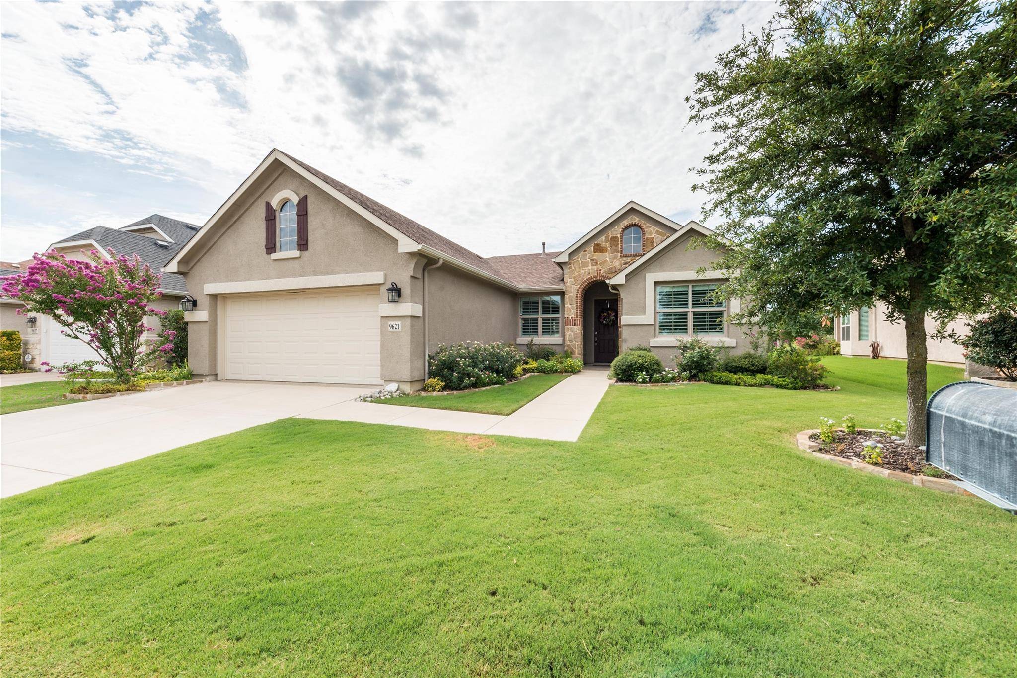 Denton, TX 76207,9621 Lindenwood Trail