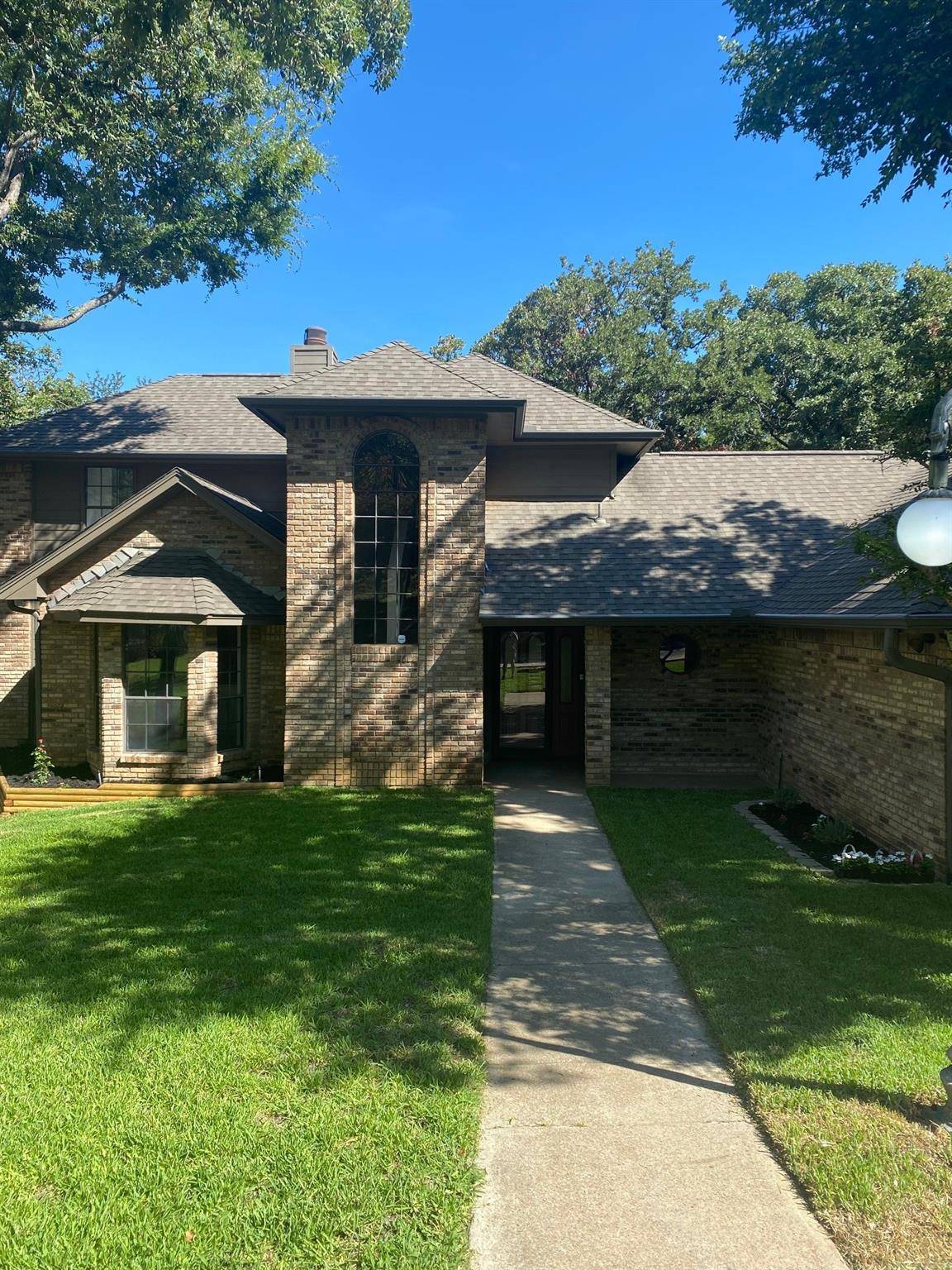 Arlington, TX 76016,5805 Mountainwood Drive