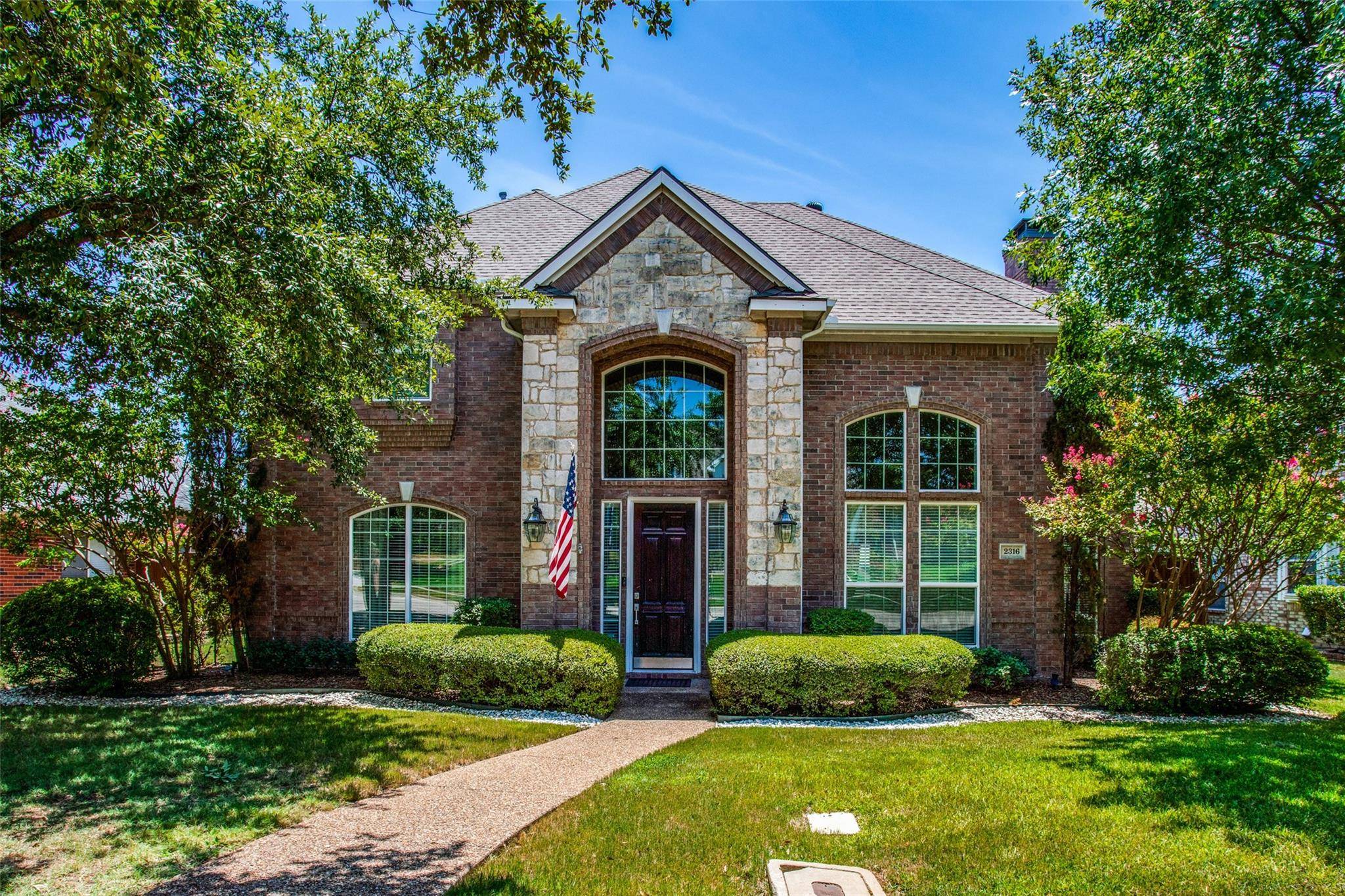 Irving, TX 75063,2316 Dobbins Lane