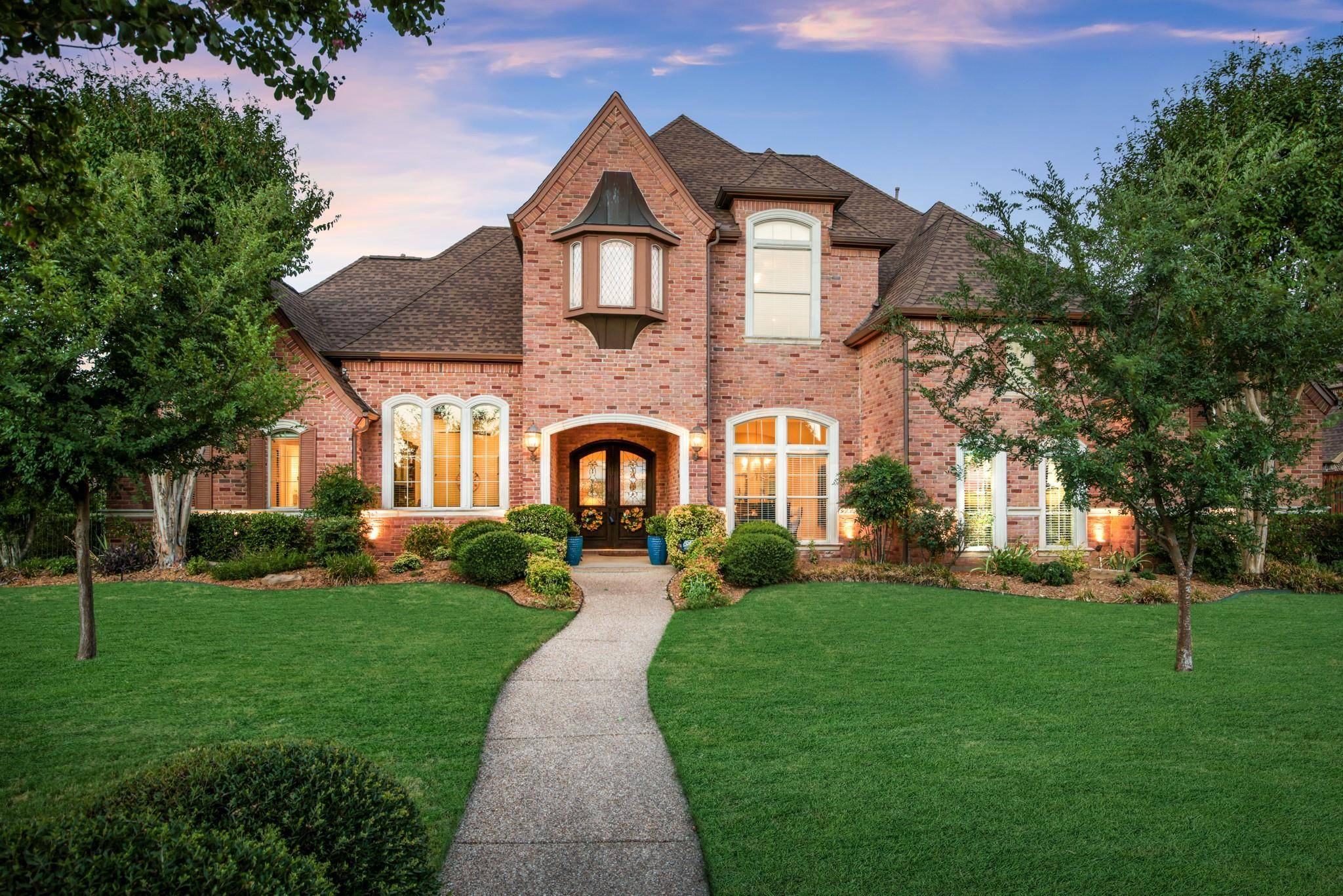 Southlake, TX 76092,911 Westminster Way