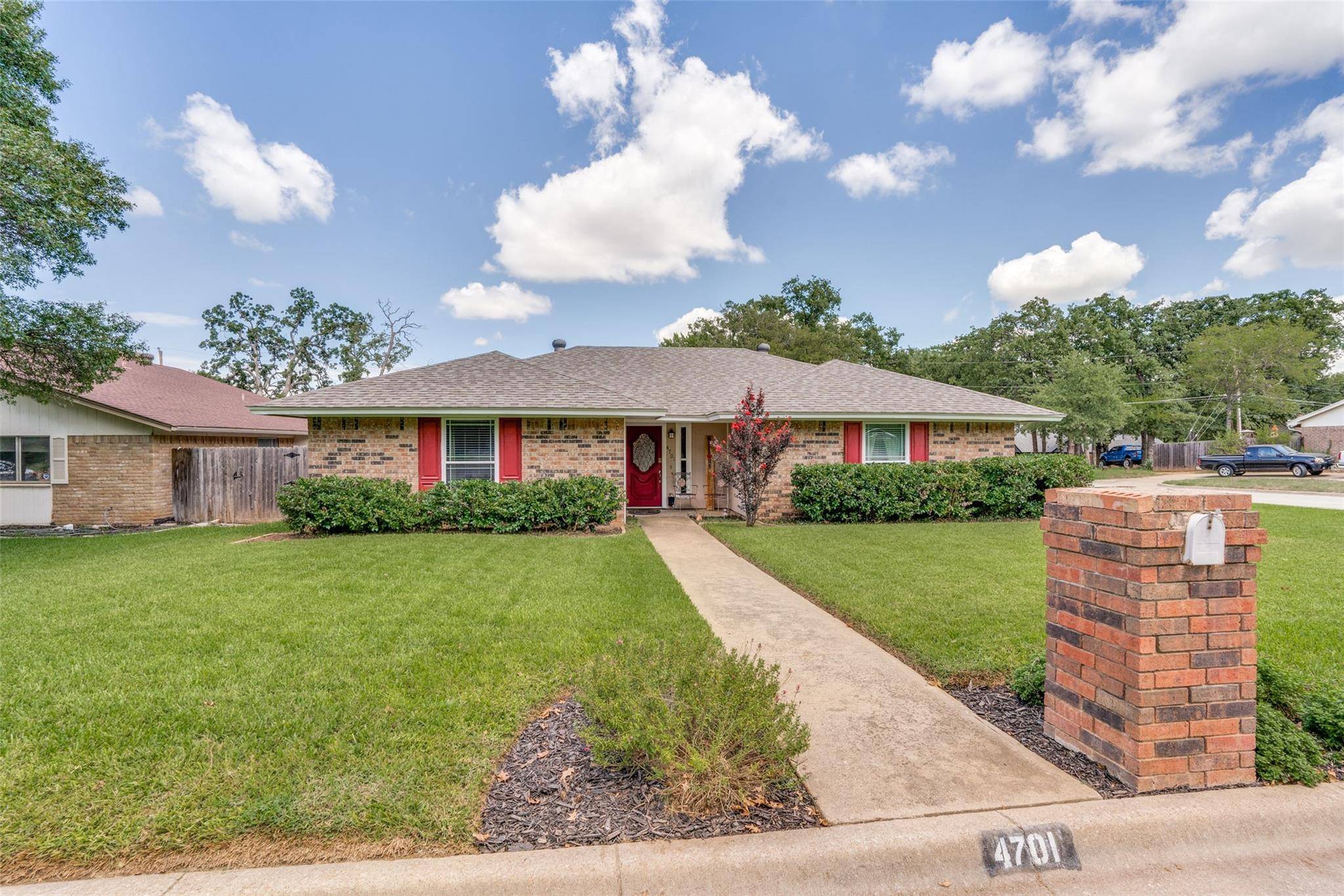 Arlington, TX 76017,4701 Andalusia Trail