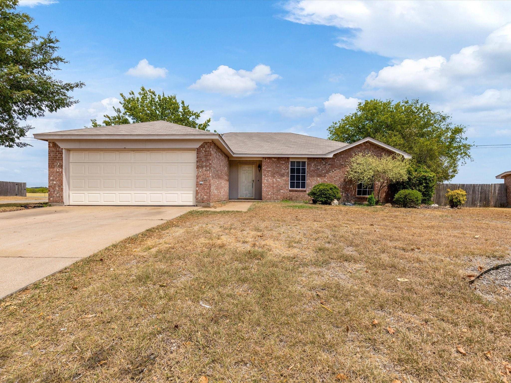 Cleburne, TX 76033,1601 Berry Drive