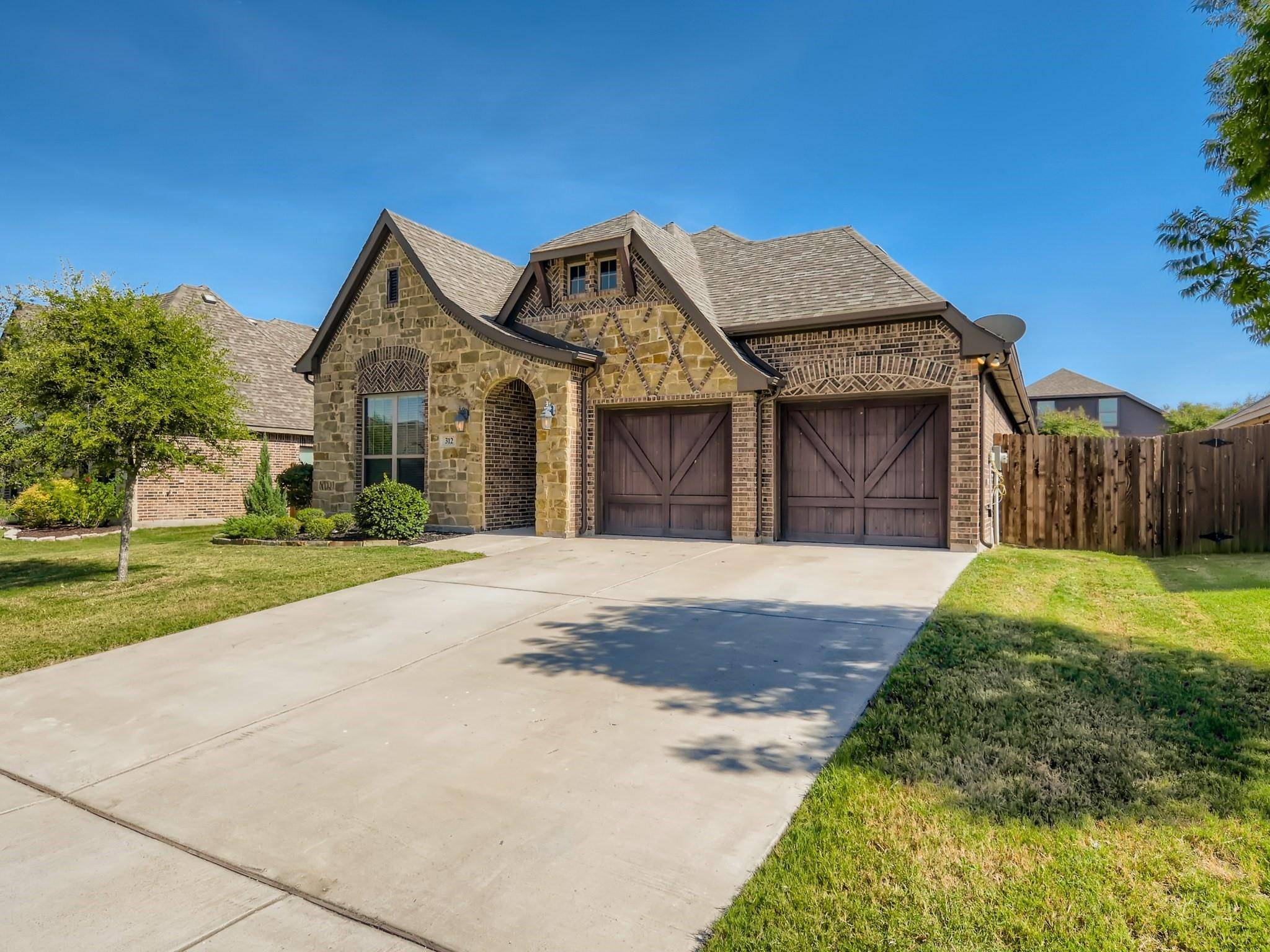 Waxahachie, TX 75165,312 Tumbleweed Trail