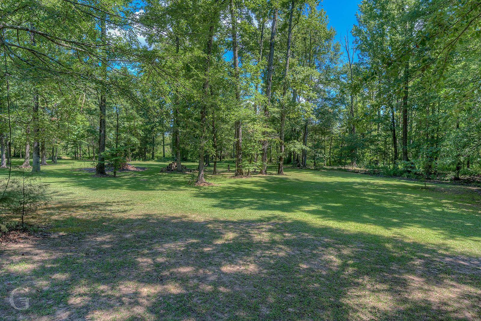 Benton, LA 71006,140 Beaver Lane