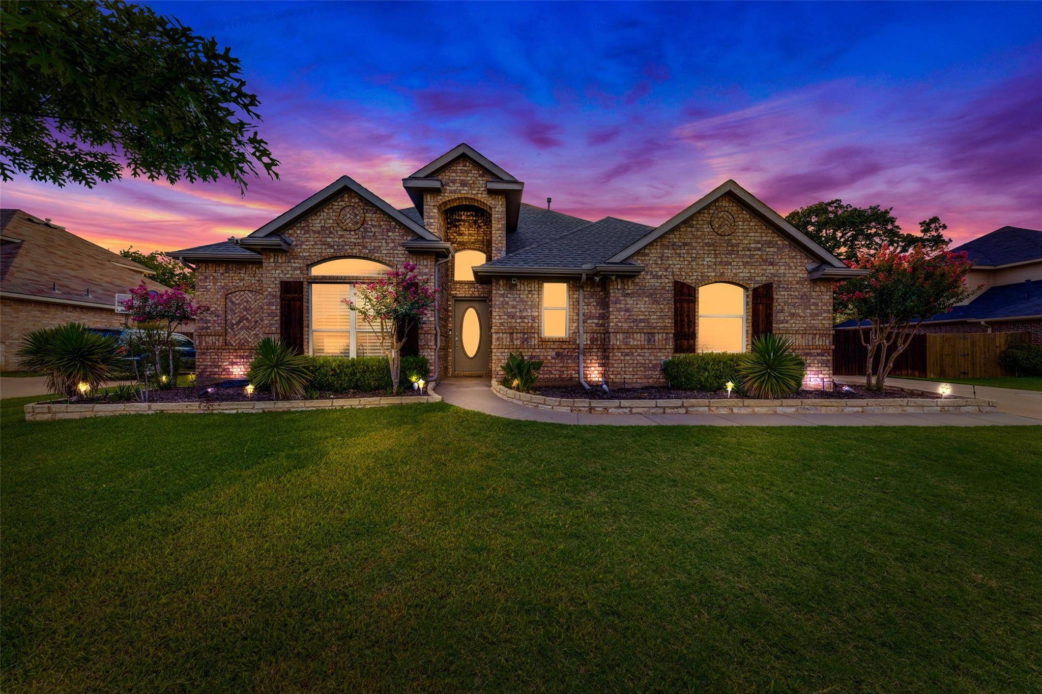 Kennedale, TX 76060,508 Winterwood Drive