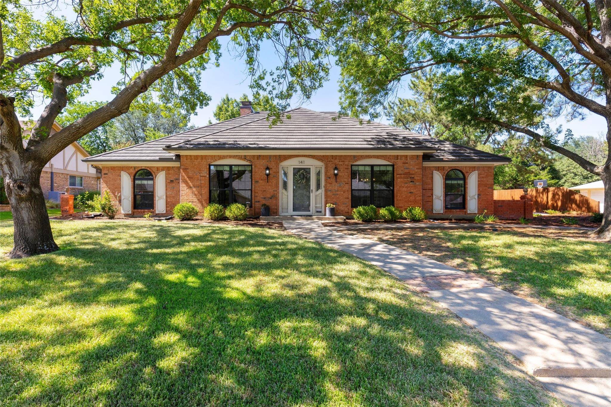 Highland Village, TX 75077,141 Addison Drive