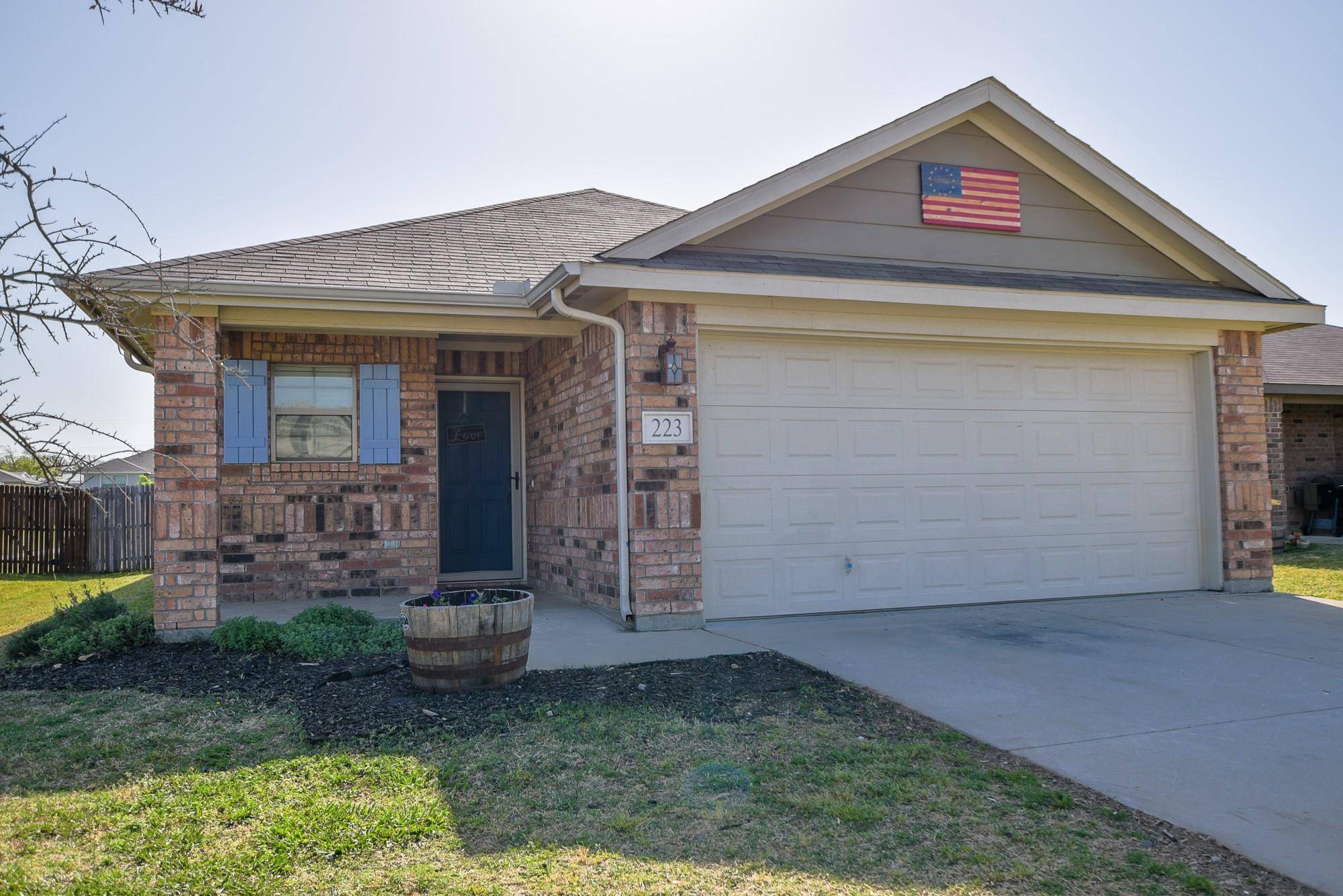 Gainesville, TX 76240,223 Candlewood Circle