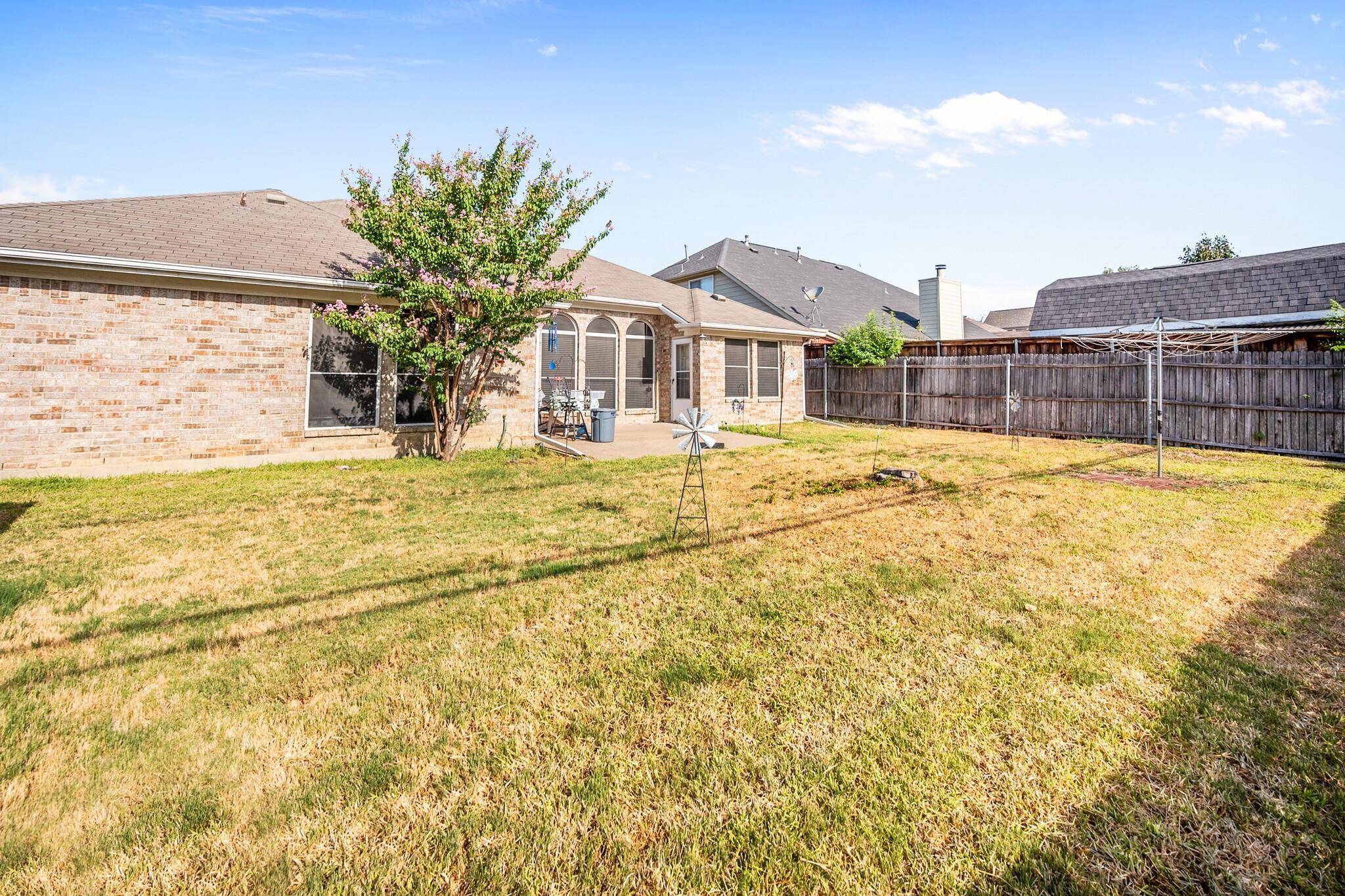 Arlington, TX 76001,6301 St Leonard Drive