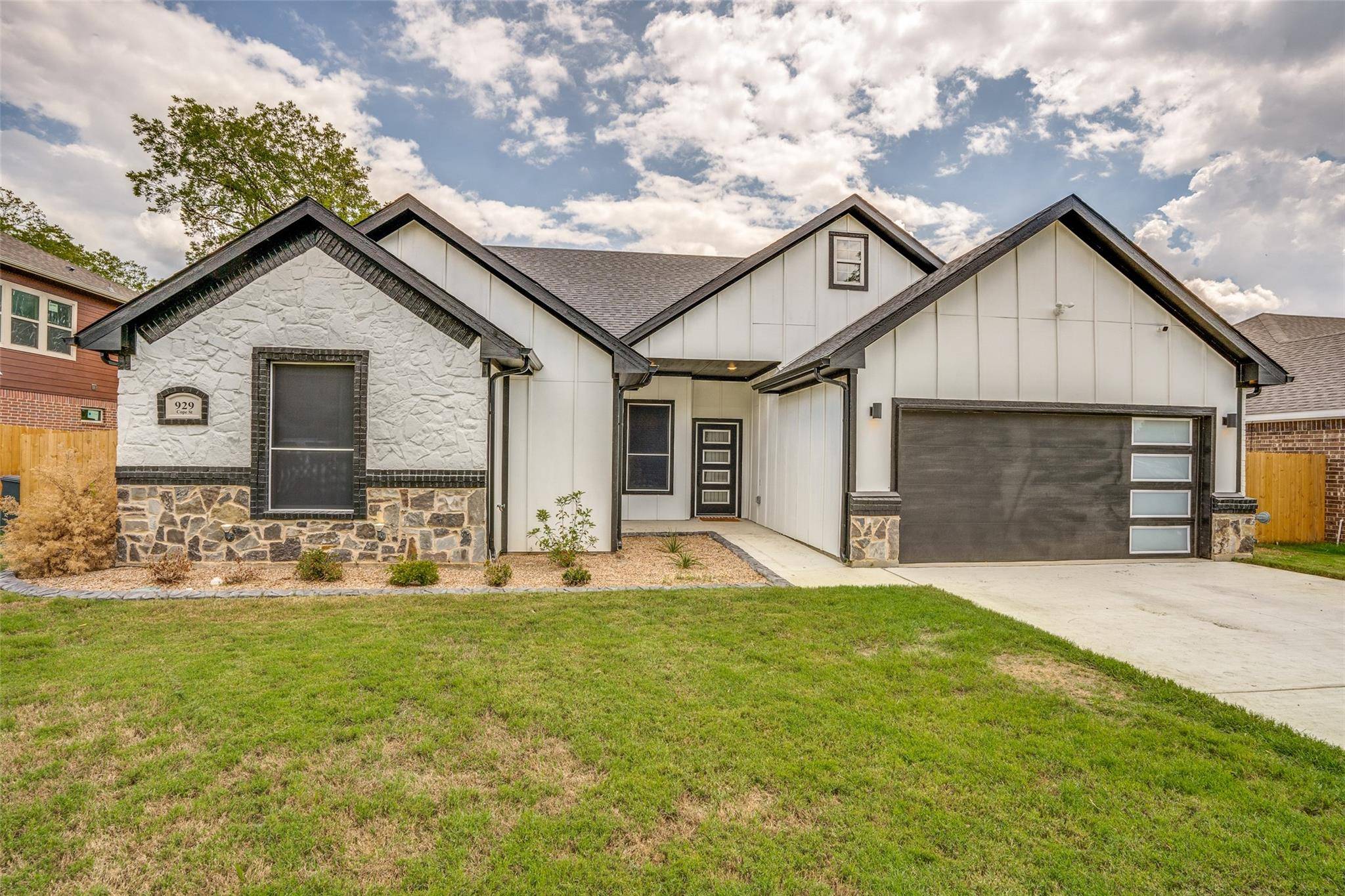 Mansfield, TX 76065,929 Cope Street