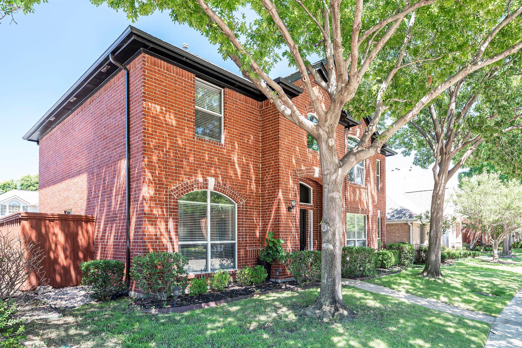 Irving, TX 75063,112 Heatherstone Drive